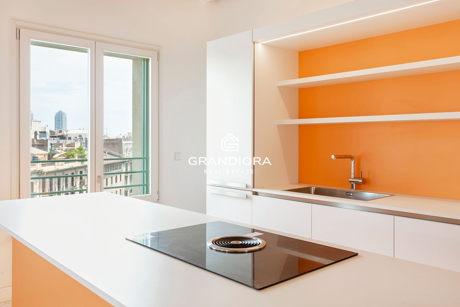Ático de Autor con Terraza Privada y Wellness Resort en Dreta de l’Eixample - Imagen 14
