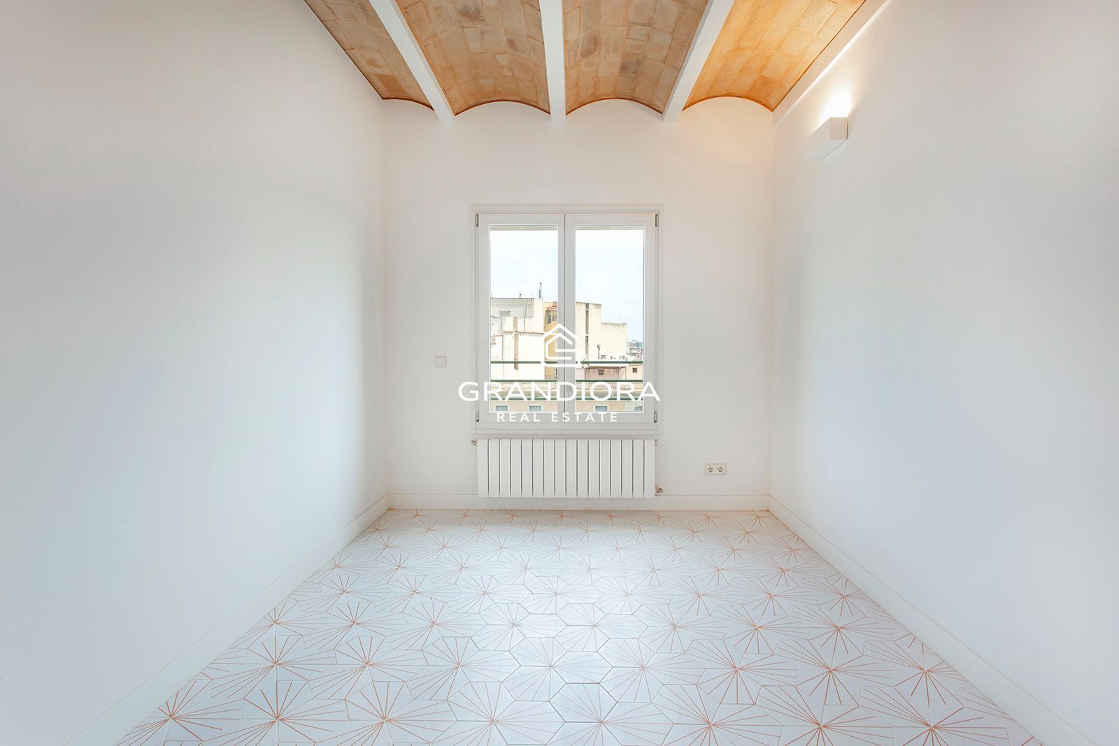 Ático de Autor con Terraza Privada y Wellness Resort en Dreta de l’Eixample - Imagen 23