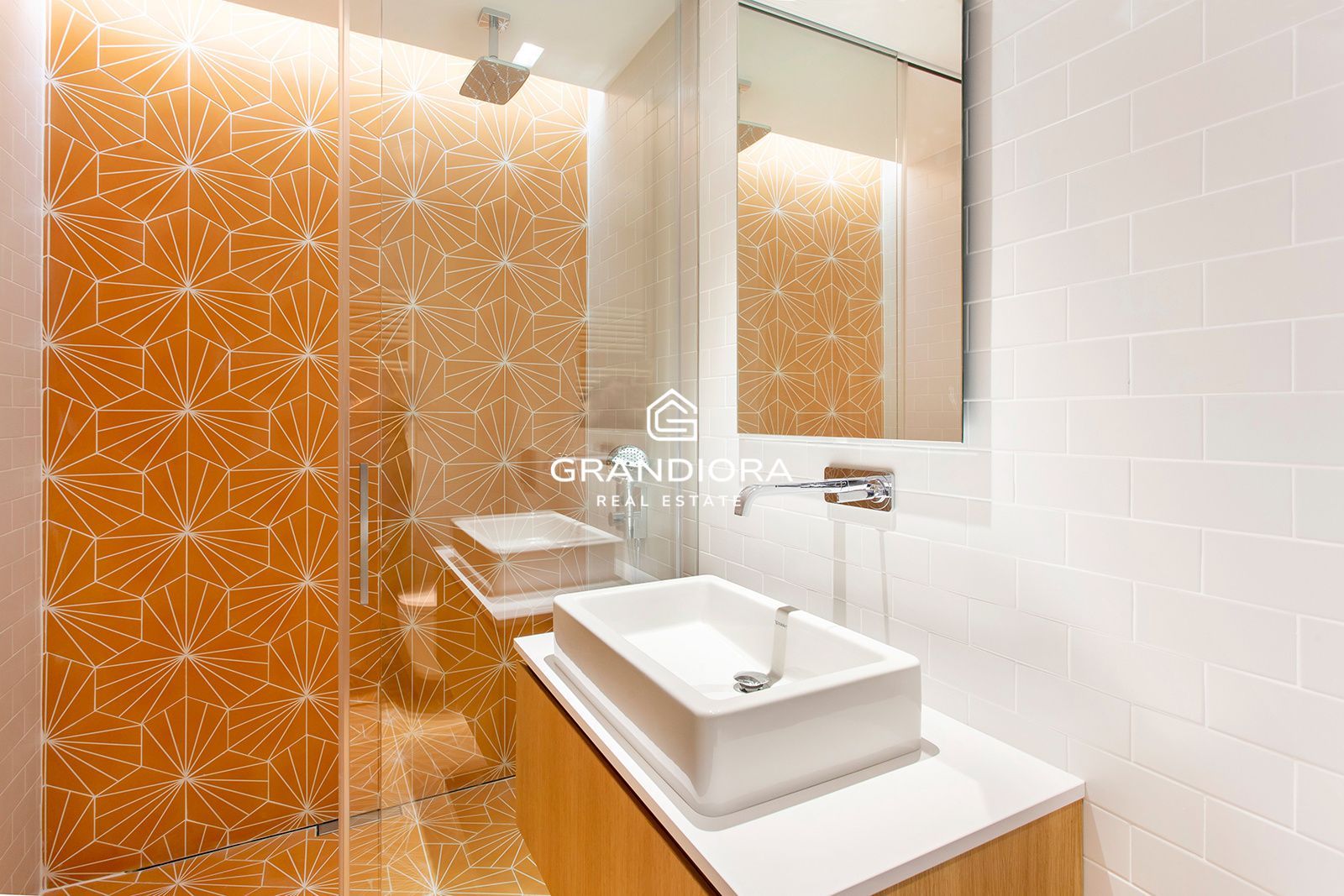 Ático de Autor con Terraza Privada y Wellness Resort en Dreta de l’Eixample - Imagen 17