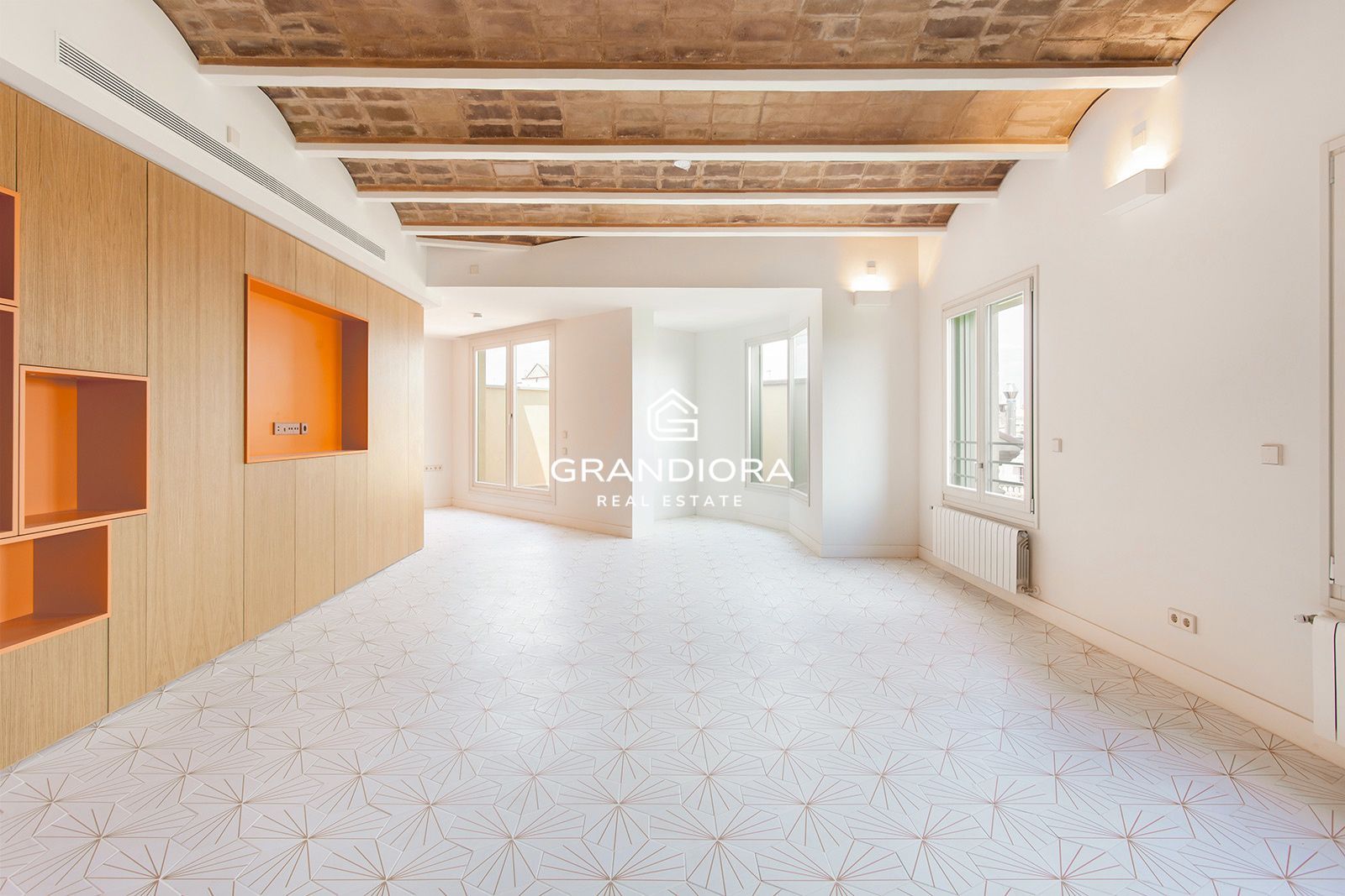 Ático de Autor con Terraza Privada y Wellness Resort en Dreta de l’Eixample - Imagen 15