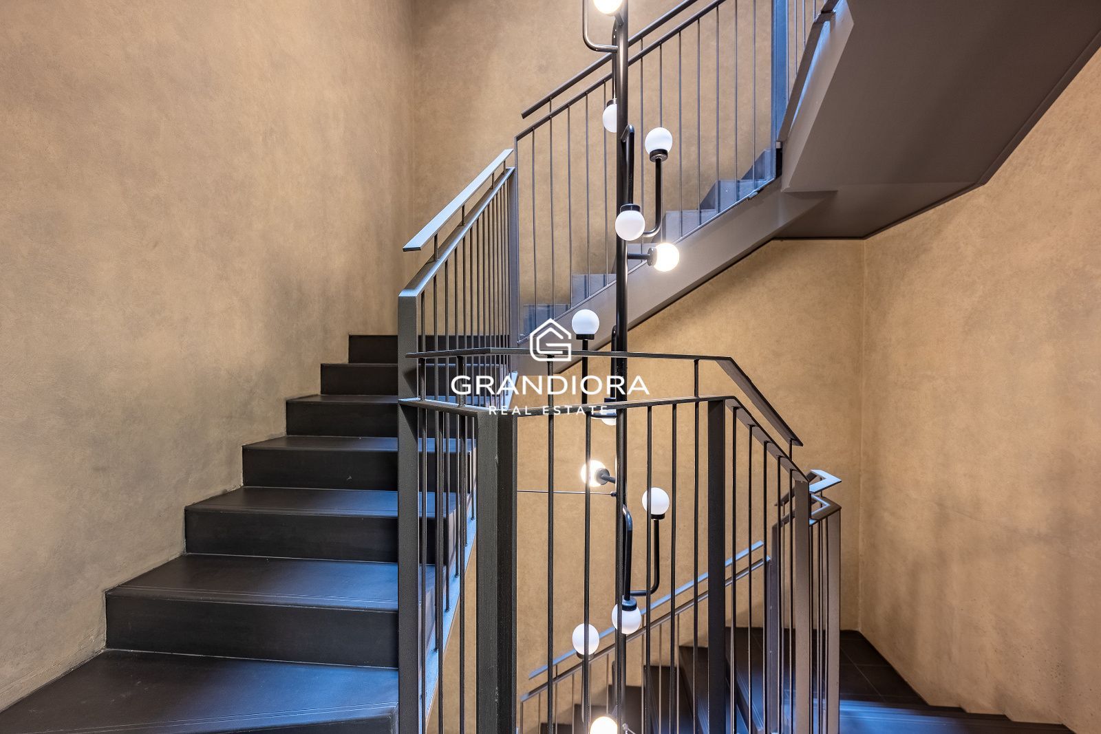 Piso de diseño con bóveda catalana y wellness center en la Dreta de l’Eixample - Imagen 44
