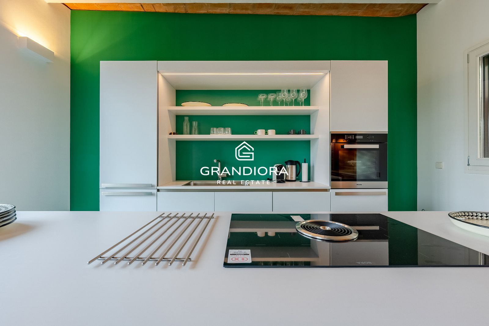 Piso exclusivo con 2 suites y servicios de hotel de lujo en Eixample - Imagen 3