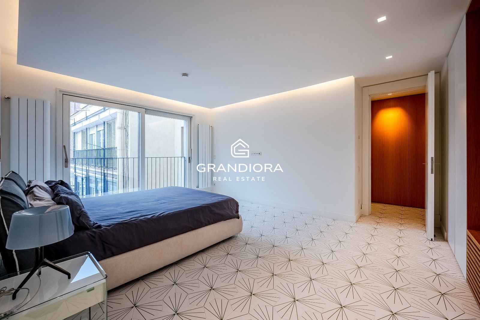 Piso exclusivo con 2 suites y servicios de hotel de lujo en Eixample - Imagen 28