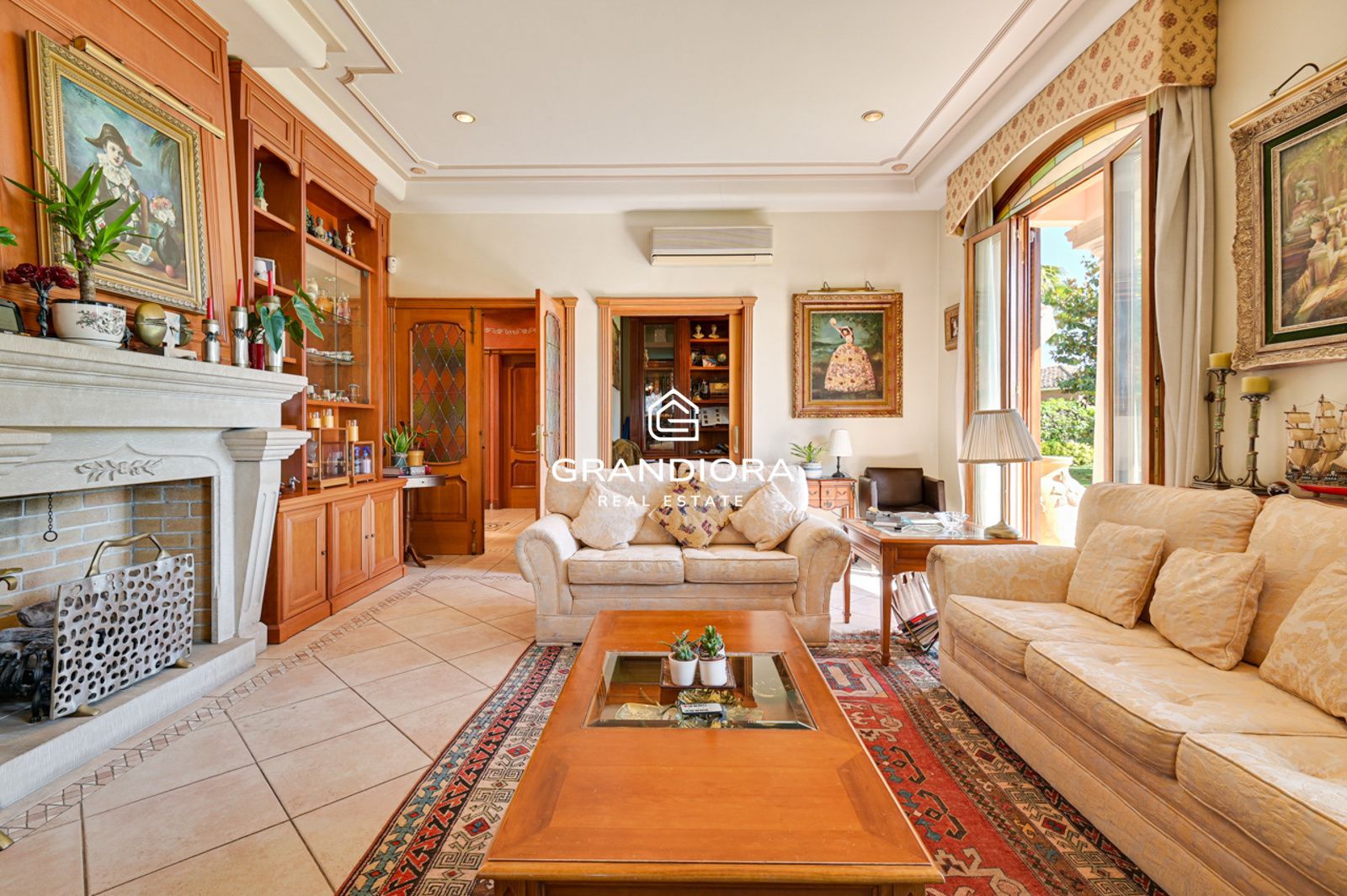 Casa en venta con piscina y vistas al mar a 25 minutos de Barcelona - Imagen 13
