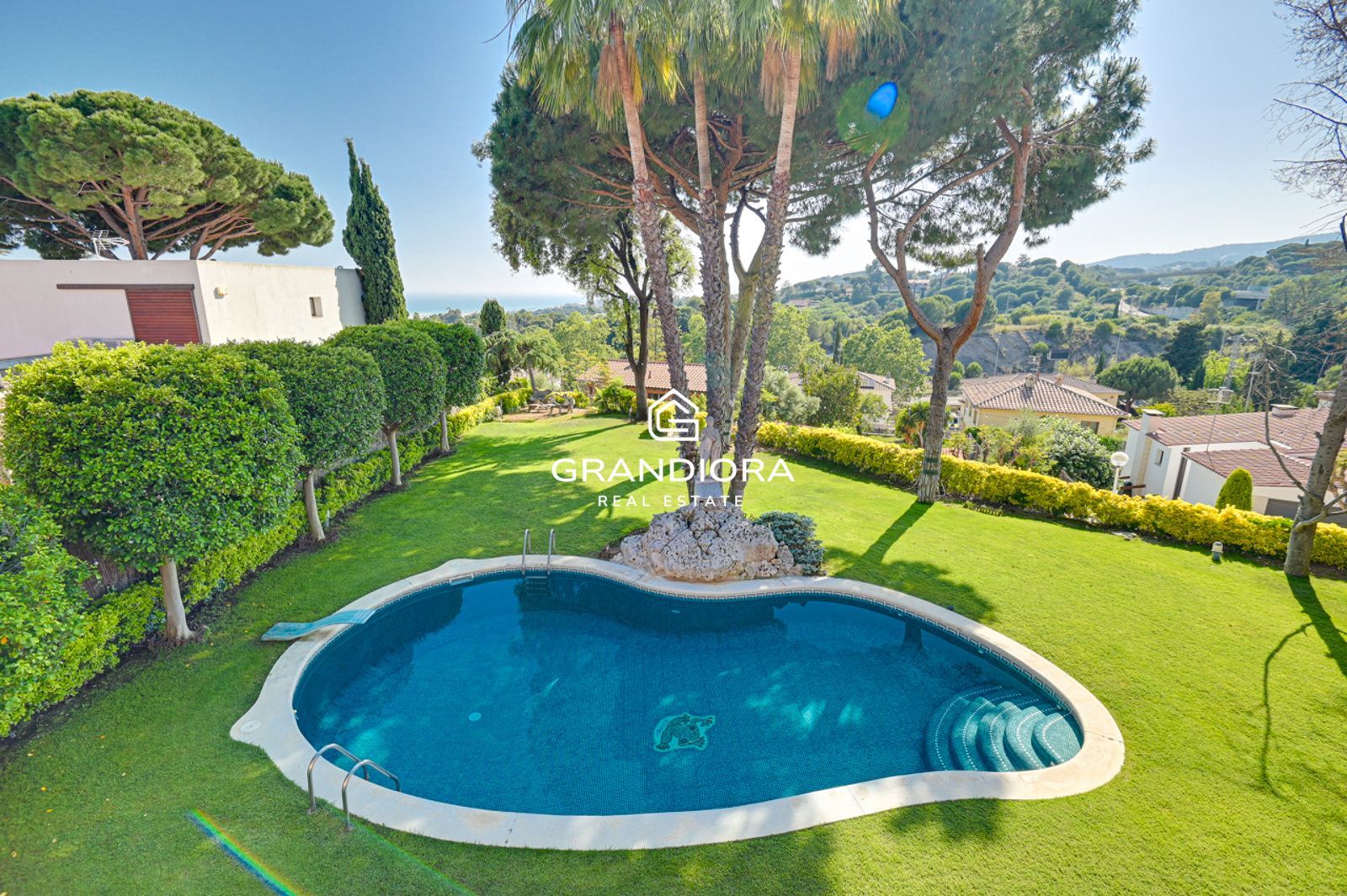 Casa en venta con piscina y vistas al mar a 25 minutos de Barcelona - Imagen 27