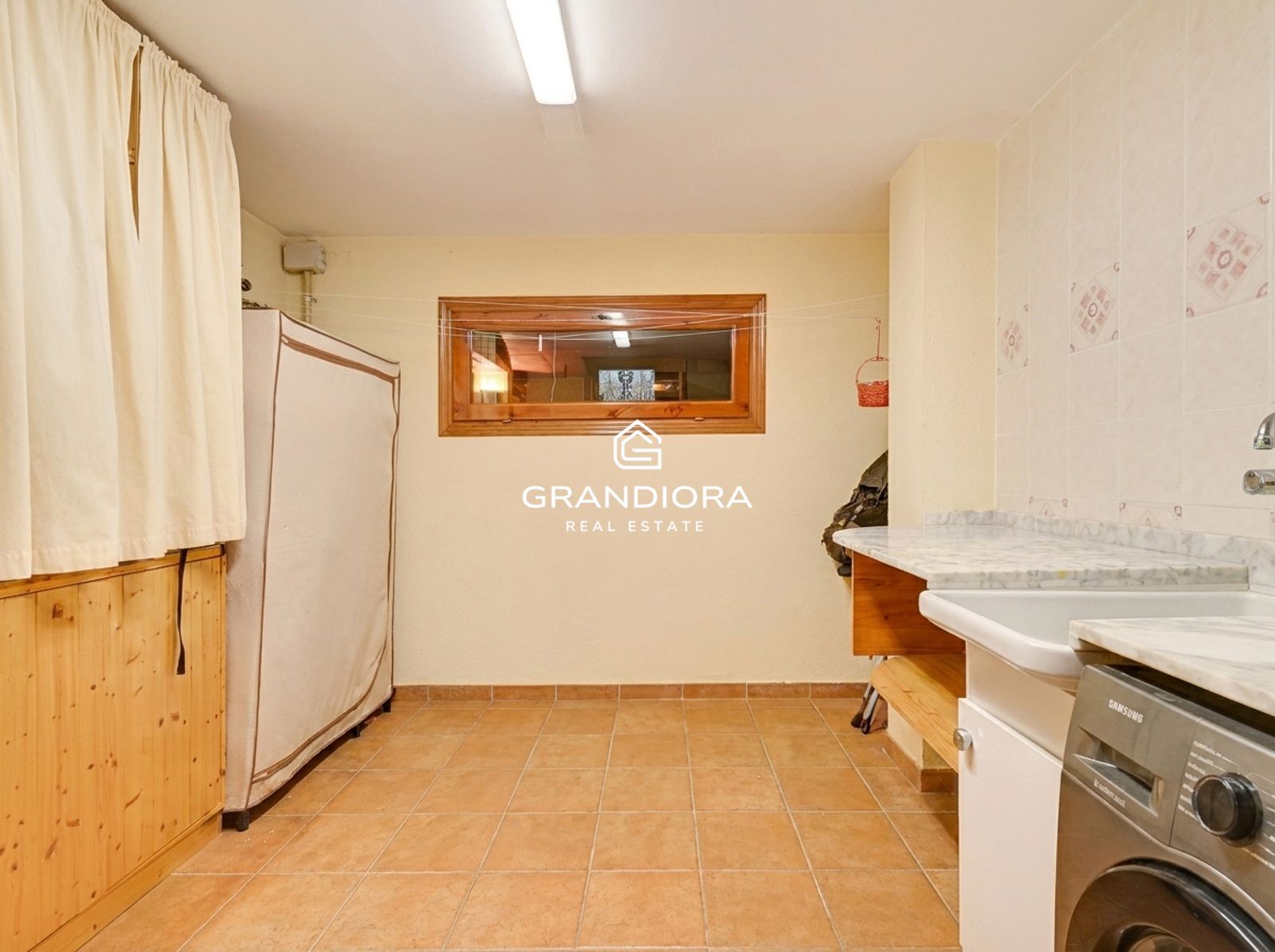 Casa en venta con piscina y vistas al mar a 25 minutos de Barcelona - Imagen 45