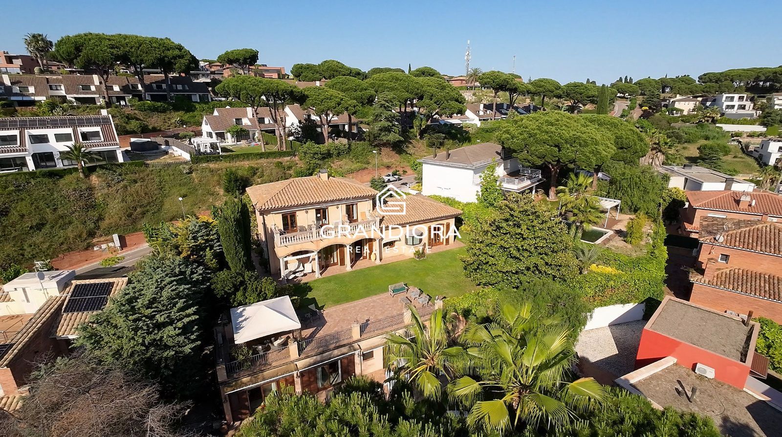 Casa en venta con piscina y vistas al mar a 25 minutos de Barcelona - Imagen 55