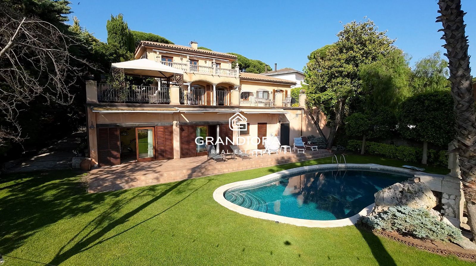Casa en venta con piscina y vistas al mar a 25 minutos de Barcelona - Imagen 61