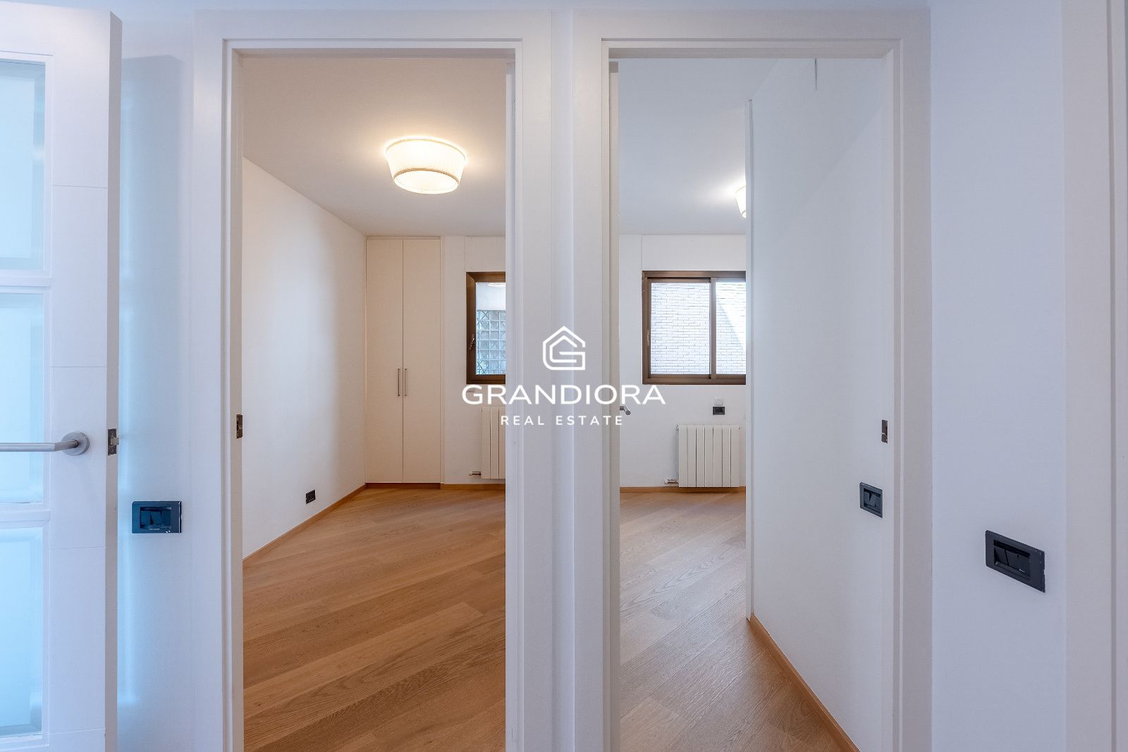 Piso reformado con vistas al mar y Montjuïc en Sant Gervasi – Galvany - Imagen 26