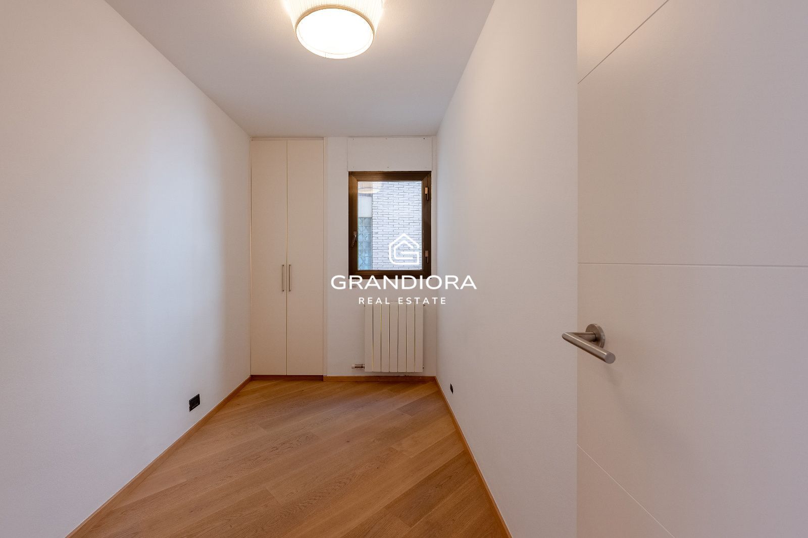 Piso reformado con vistas al mar y Montjuïc en Sant Gervasi – Galvany - Imagen 27