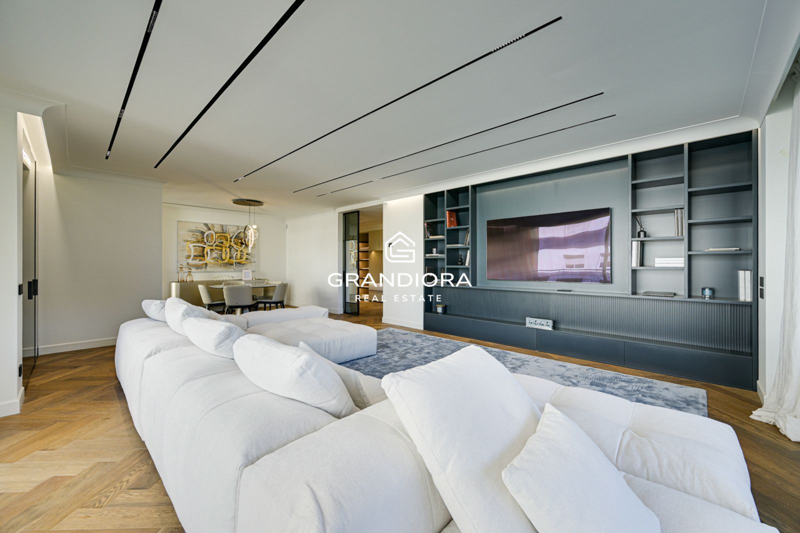 Exclusivo piso de lujo en Tres Torres con terraza de 45m - Imagen 8