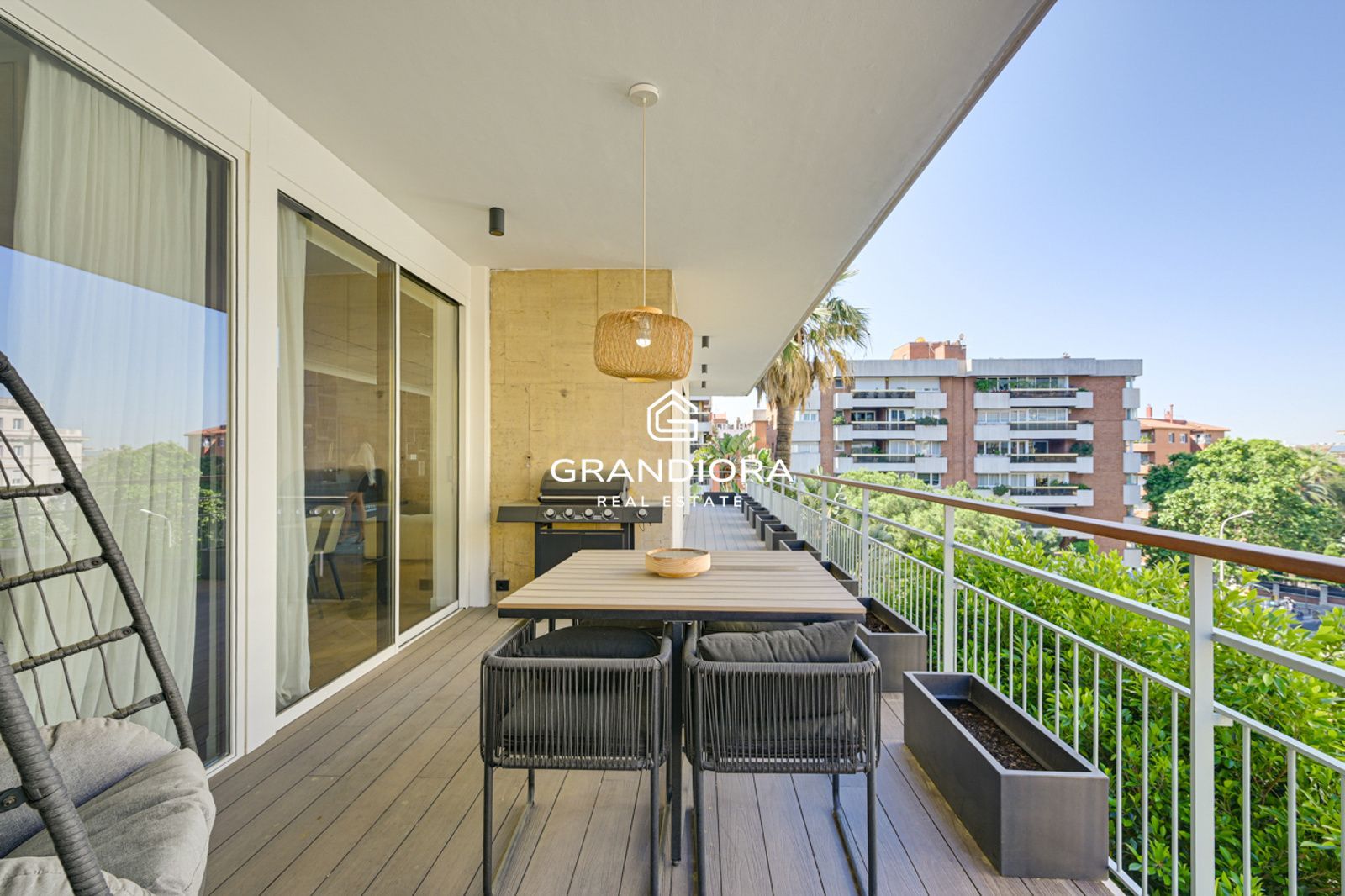 Exclusivo piso de lujo en Tres Torres con terraza de 45m - Imagen 26