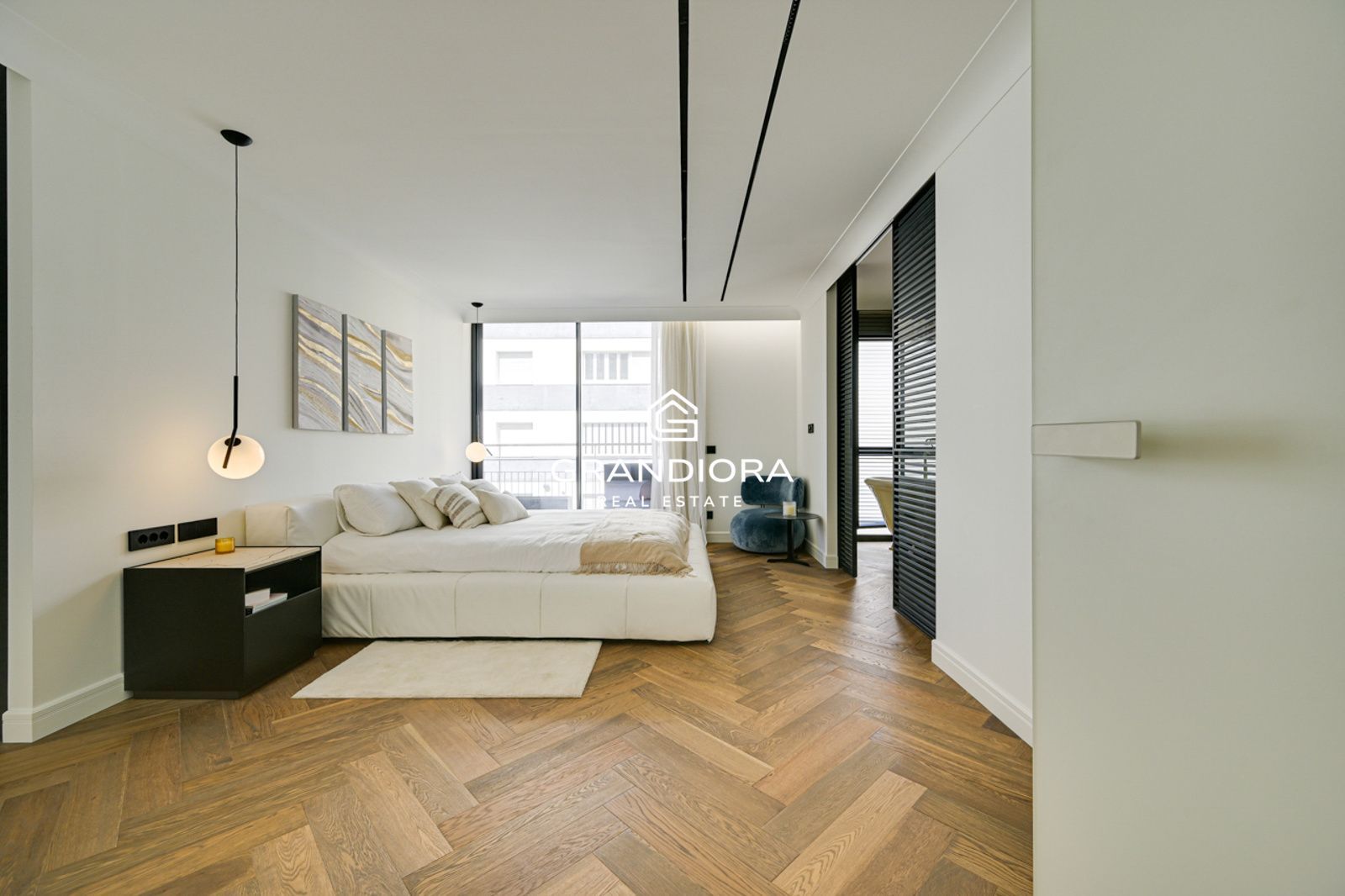 Exclusivo piso de lujo en Tres Torres con terraza de 45m - Imagen 32
