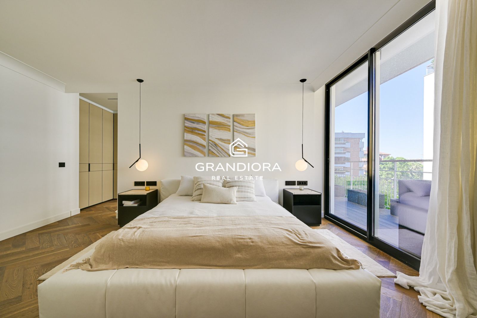 Exclusivo piso de lujo en Tres Torres con terraza de 45m - Imagen 37