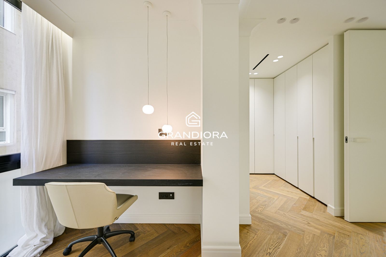 Exclusivo piso de lujo en Tres Torres con terraza de 45m - Imagen 46