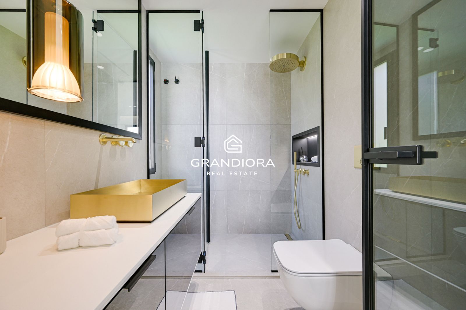 Exclusivo piso de lujo en Tres Torres con terraza de 45m - Imagen 64