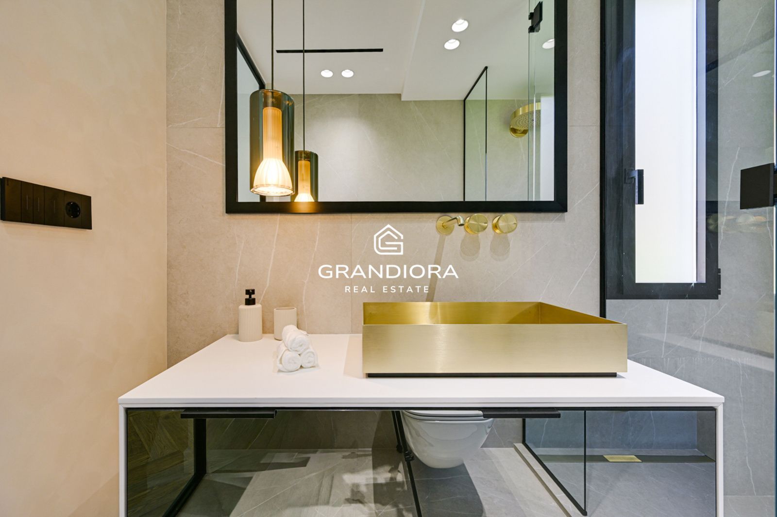 Exclusivo piso de lujo en Tres Torres con terraza de 45m - Imagen 65