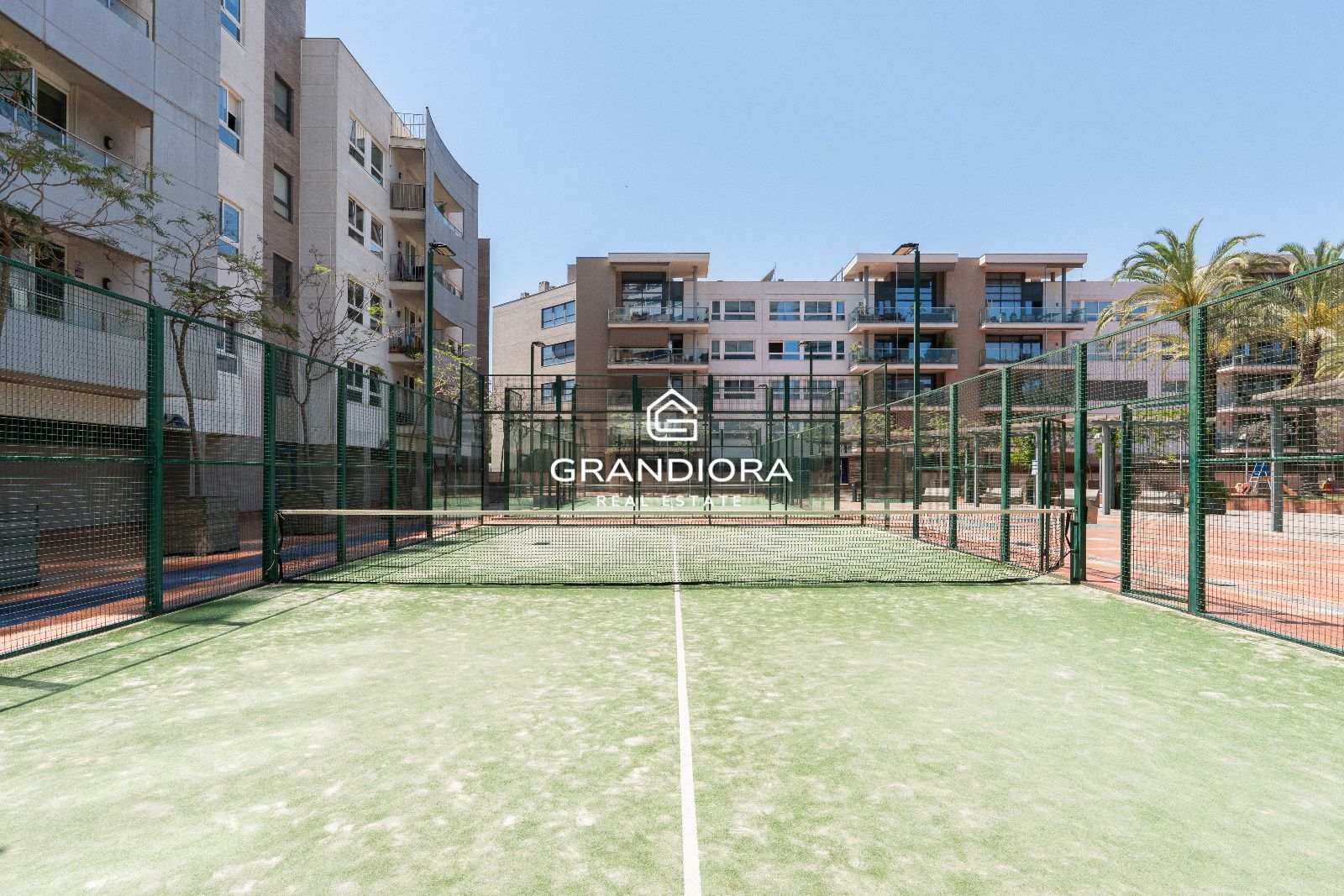 Espectacular piso reformado de 136 m² con terraza de 20 m² y vistas al mar en Illa del Bosc - Imagen 4