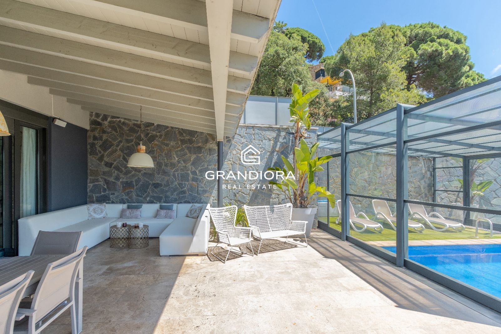 Villa de lujo con licencia turística y vistas al mar en Tossa de Mar - Imagen 22