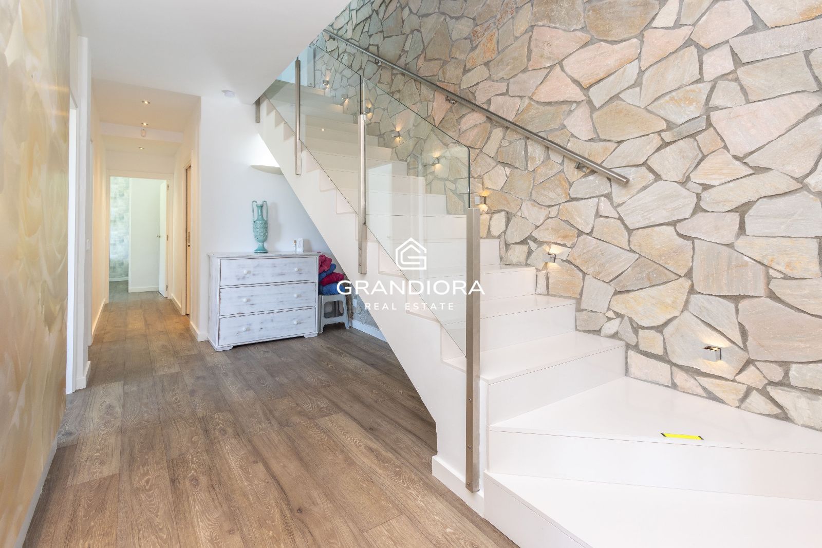Villa de lujo con licencia turística y vistas al mar en Tossa de Mar - Imagen 37