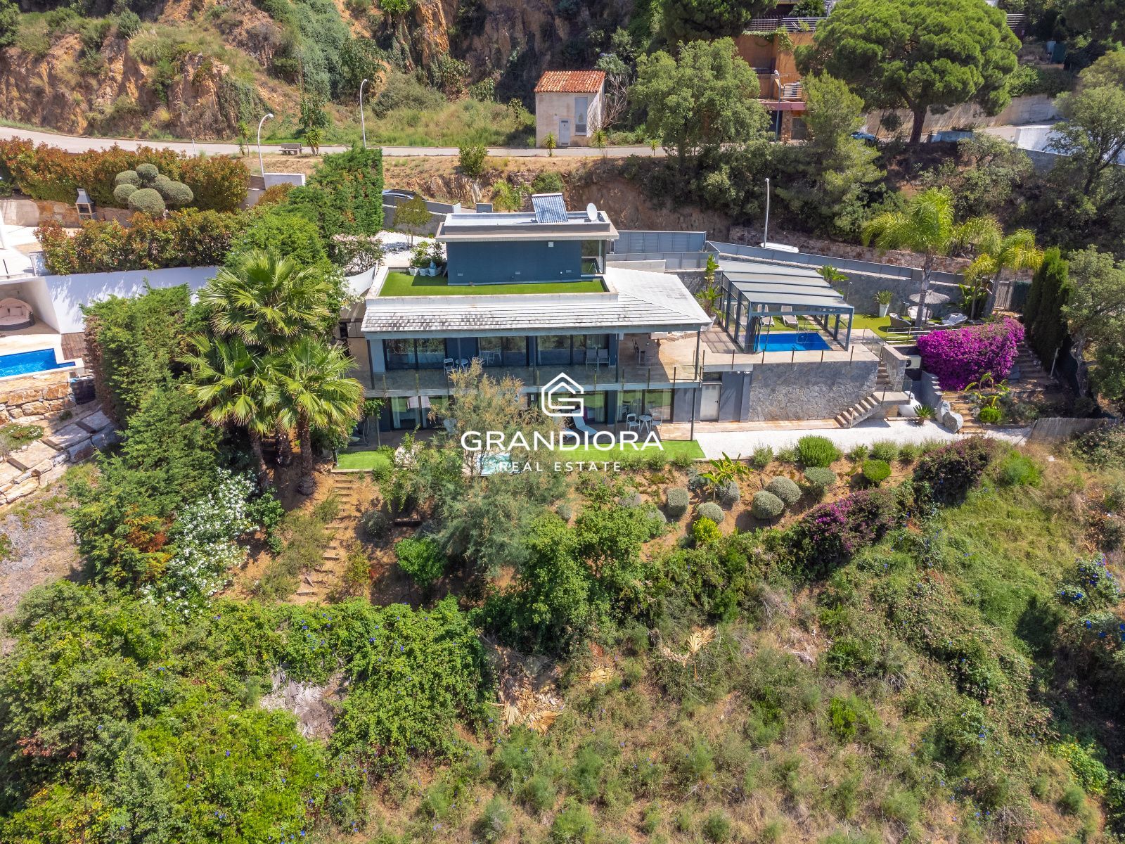 Villa de lujo con licencia turística y vistas al mar en Tossa de Mar - Imagen 5