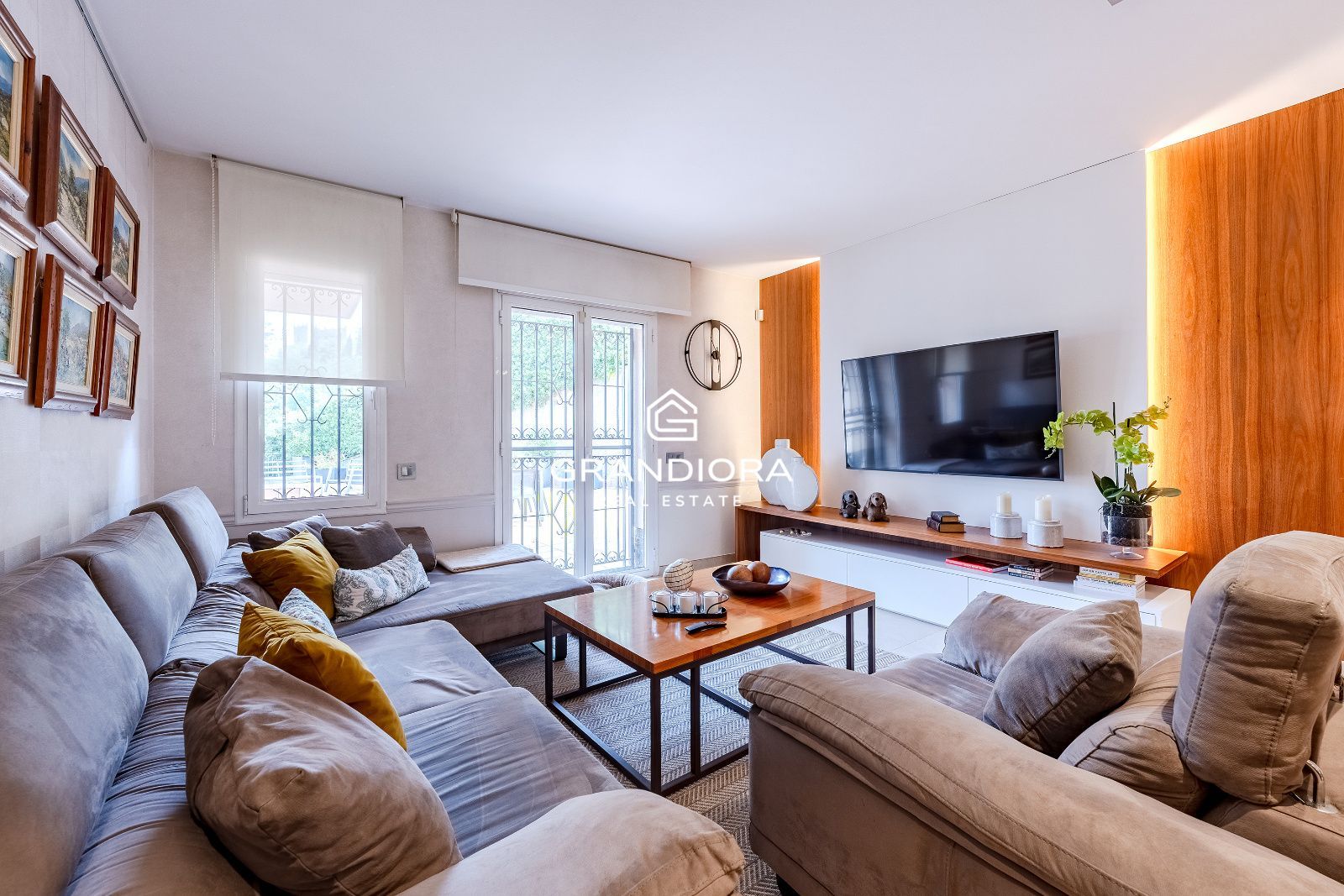 Exclusiva villa con piscina y amplios jardines en La Roca del Vallès - Imagen 25
