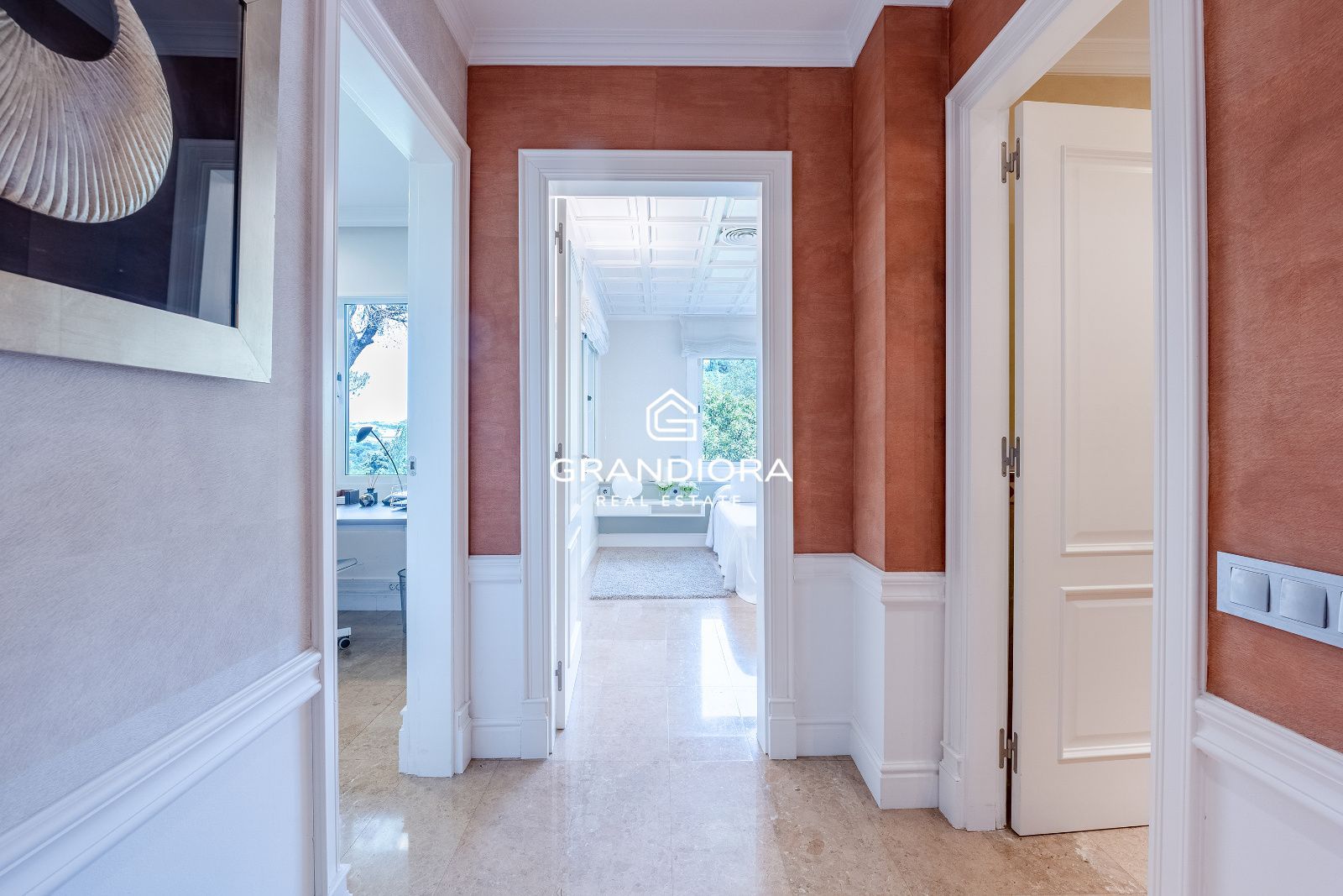 Exclusiva villa con piscina y amplios jardines en La Roca del Vallès - Imagen 29