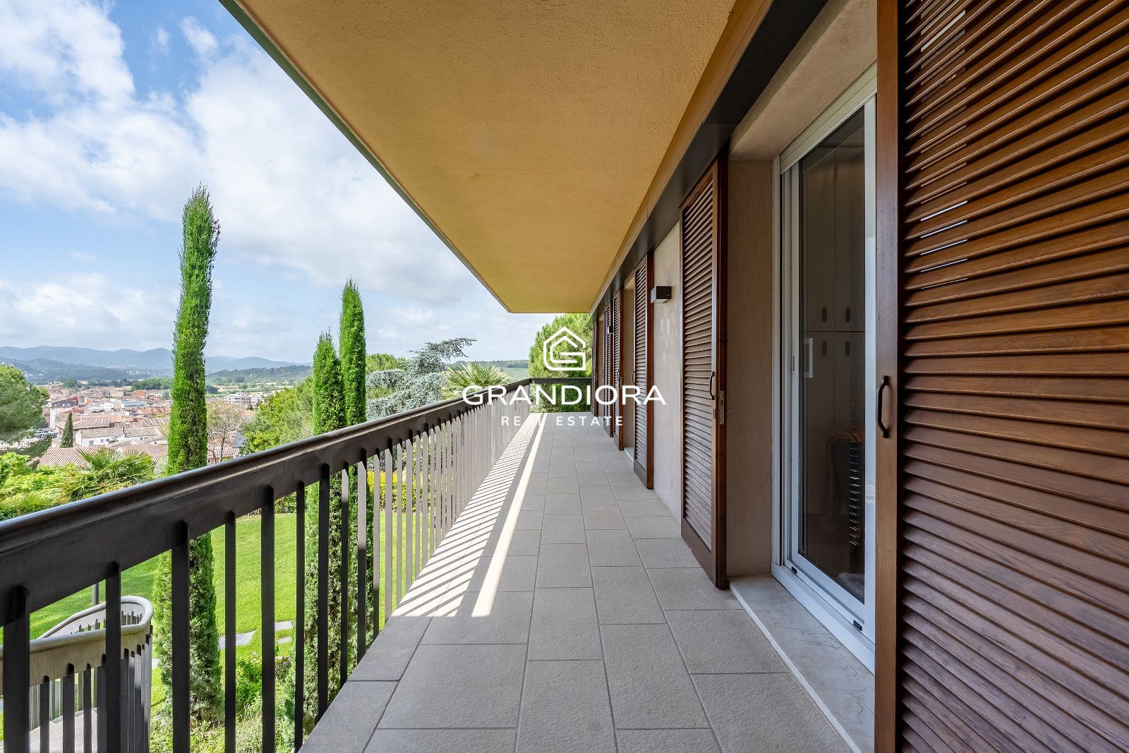 Exclusiva villa con piscina y amplios jardines en La Roca del Vallès - Imagen 61