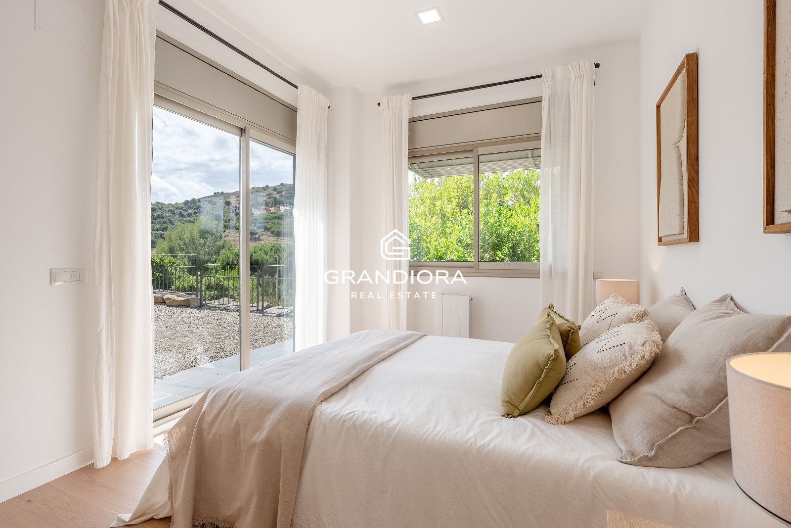 Exclusiva villa con jardín y piscina privada en una de las mejores zonas de Alella - Imagen 20