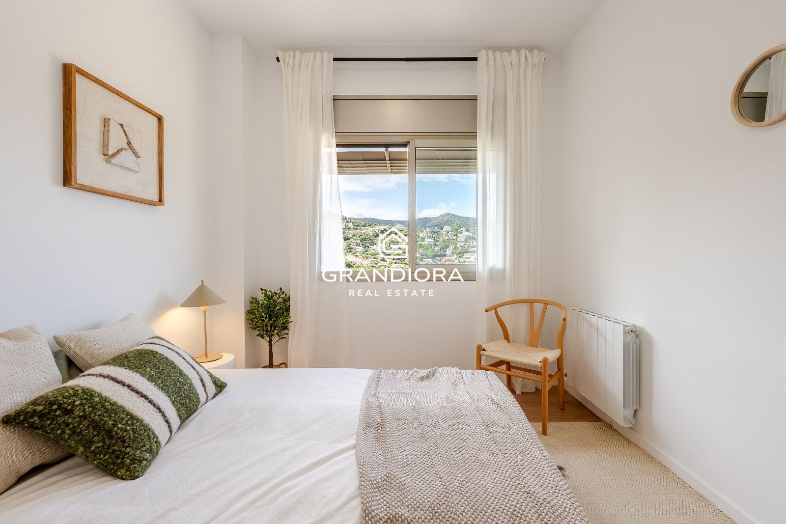Exclusiva villa con jardín y piscina privada en una de las mejores zonas de Alella - Imagen 31