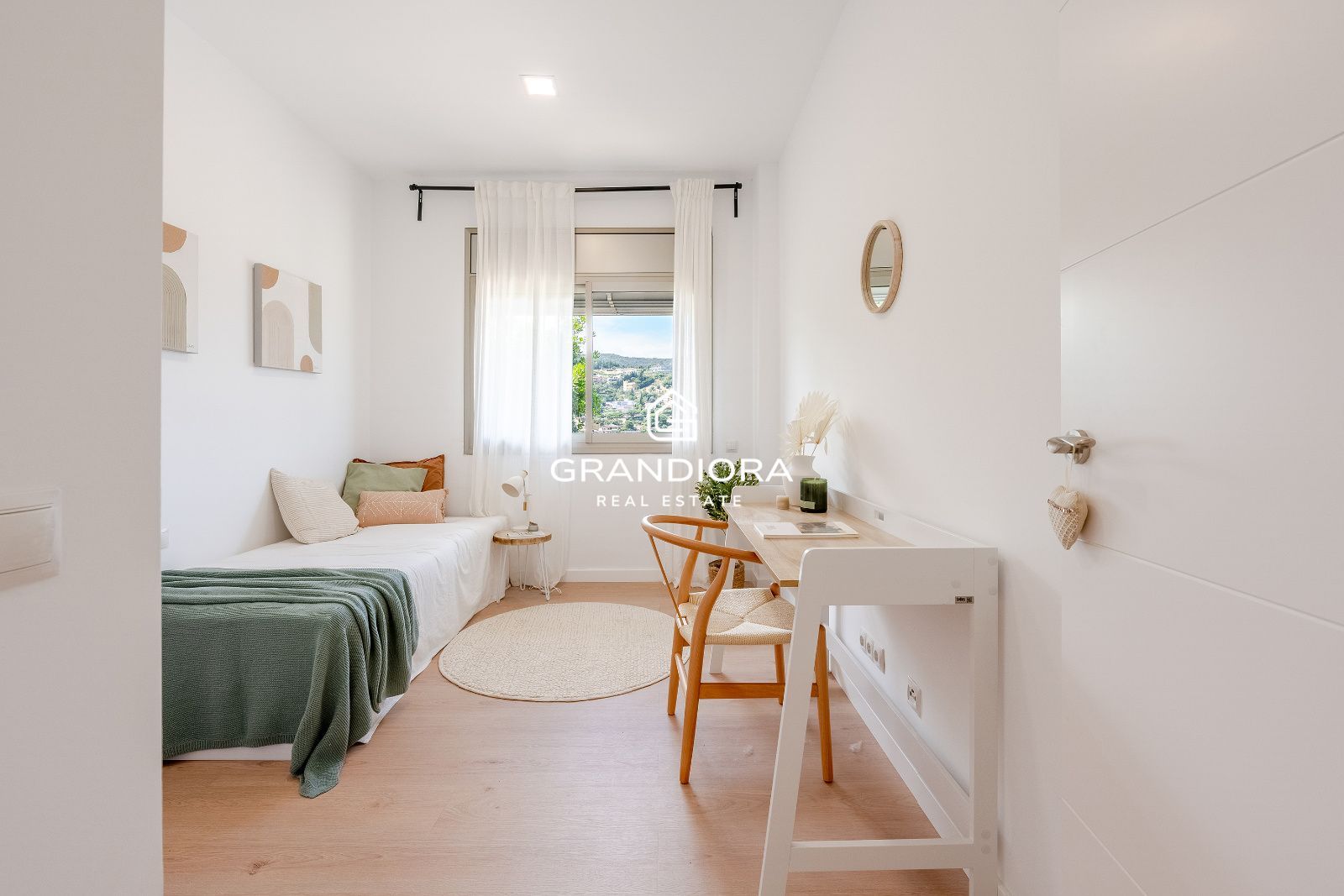 Exclusiva villa con jardín y piscina privada en una de las mejores zonas de Alella - Imagen 34