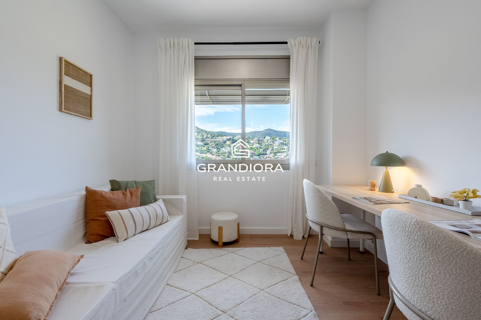 Exclusiva villa con jardín y piscina privada en una de las mejores zonas de Alella - Imagen 38