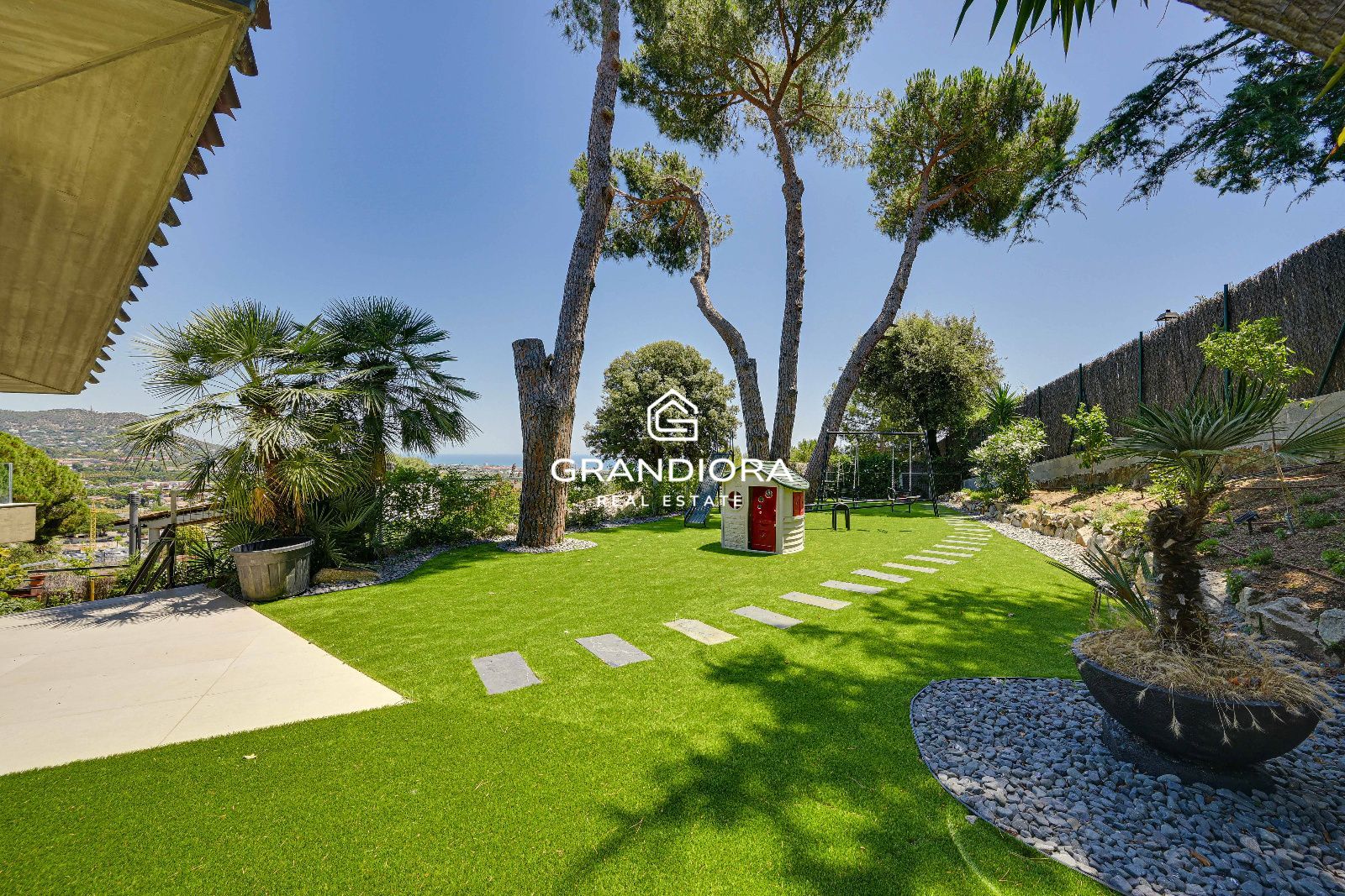Villa de lujo con piscina y jardín de 1.700 m²  en Premià de Dalt - Imagen 5