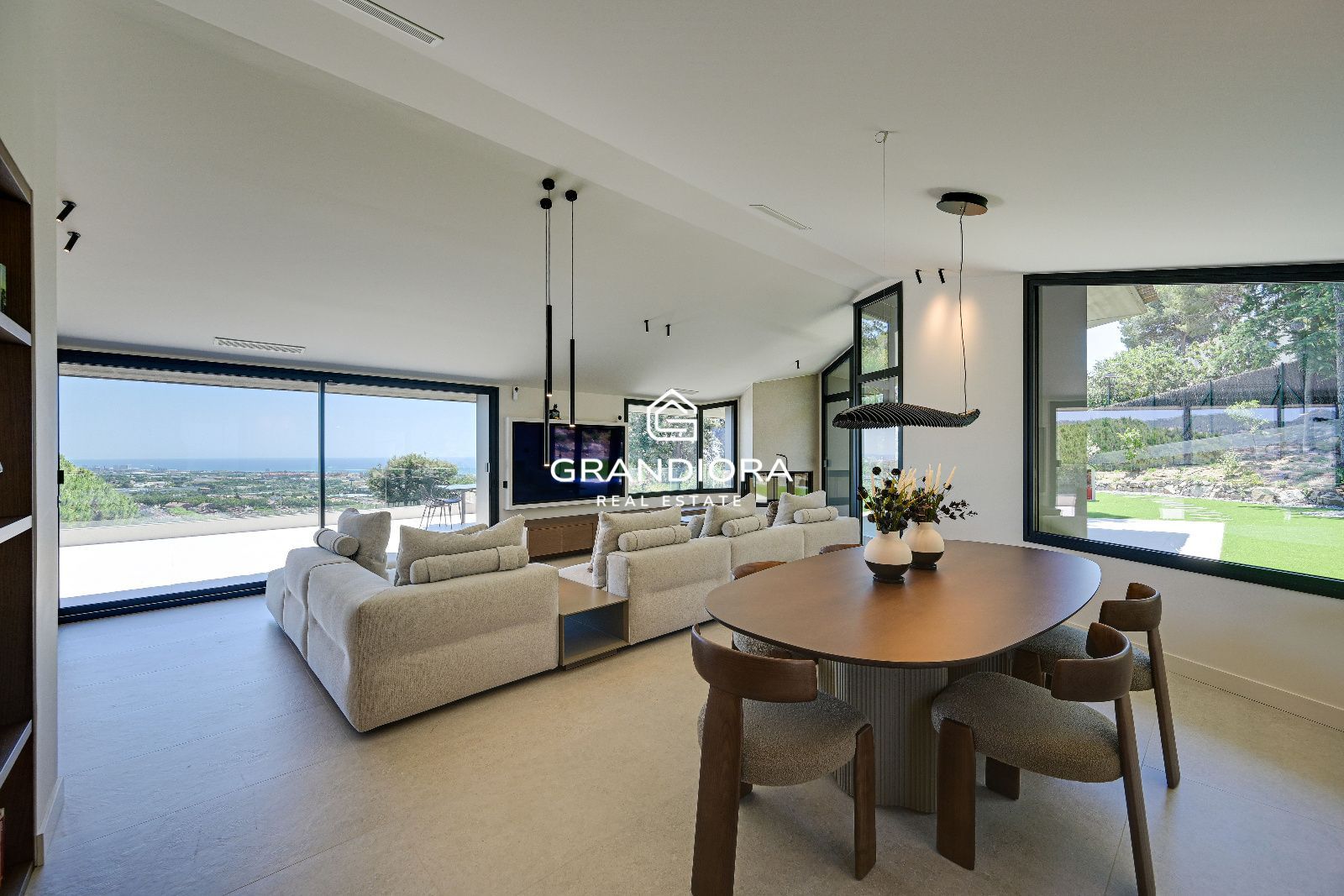 Villa de lujo con piscina y jardín de 1.700 m²  en Premià de Dalt - Imagen 10