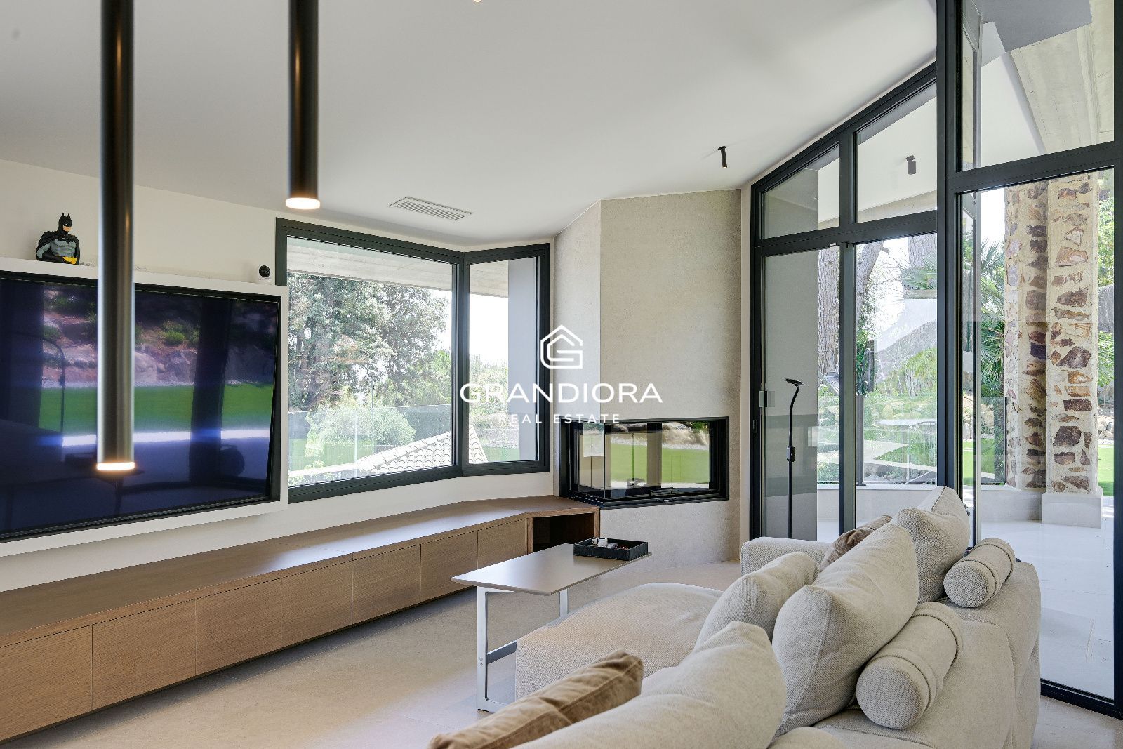 Villa de lujo con piscina y jardín de 1.700 m²  en Premià de Dalt - Imagen 13