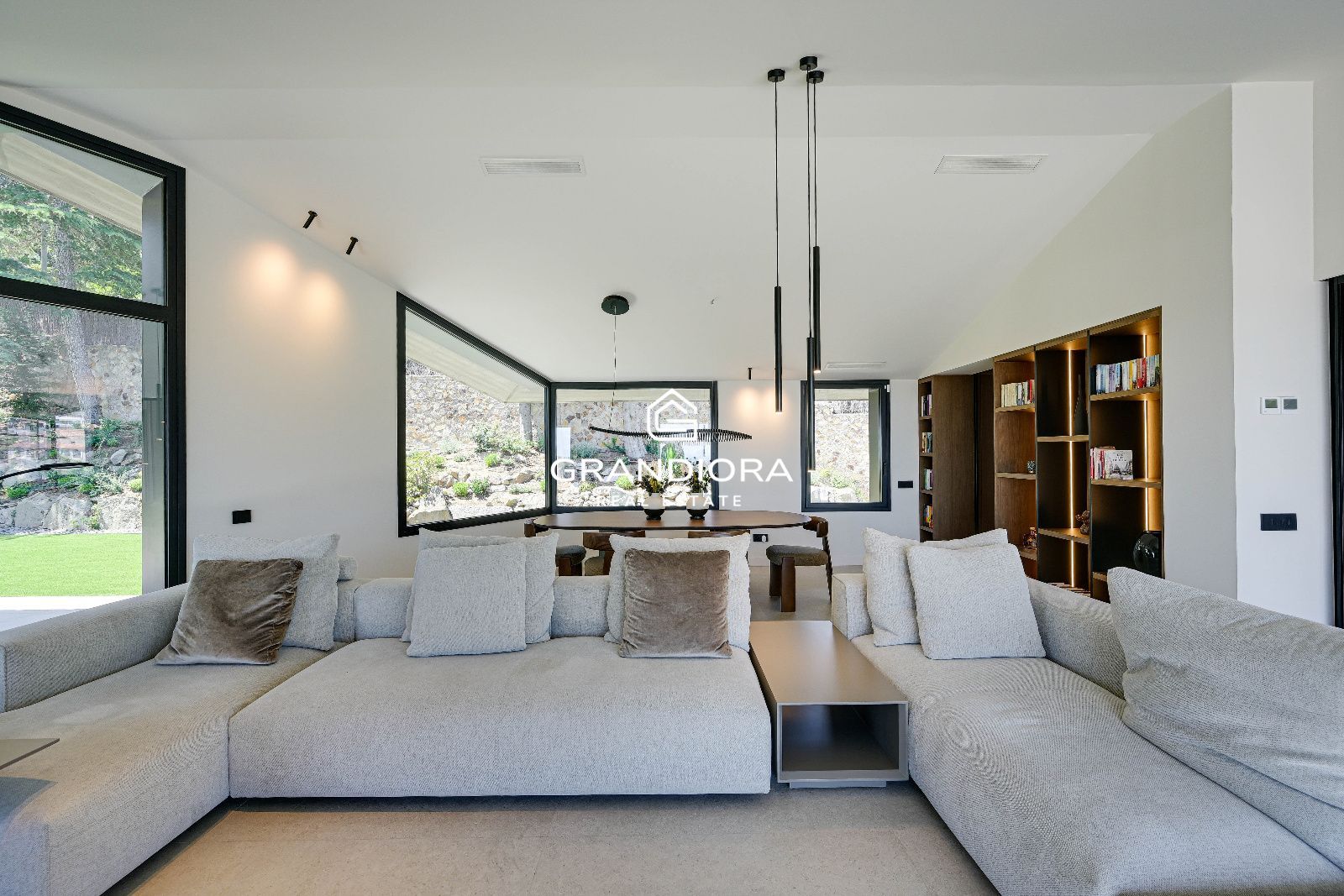 Villa de lujo con piscina y jardín de 1.700 m²  en Premià de Dalt - Imagen 15