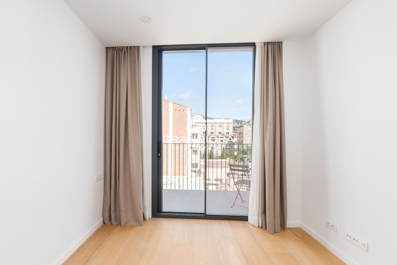 Ático dúplex con piscina privada en Sarrià-Sant Gervasi - Imagen 28