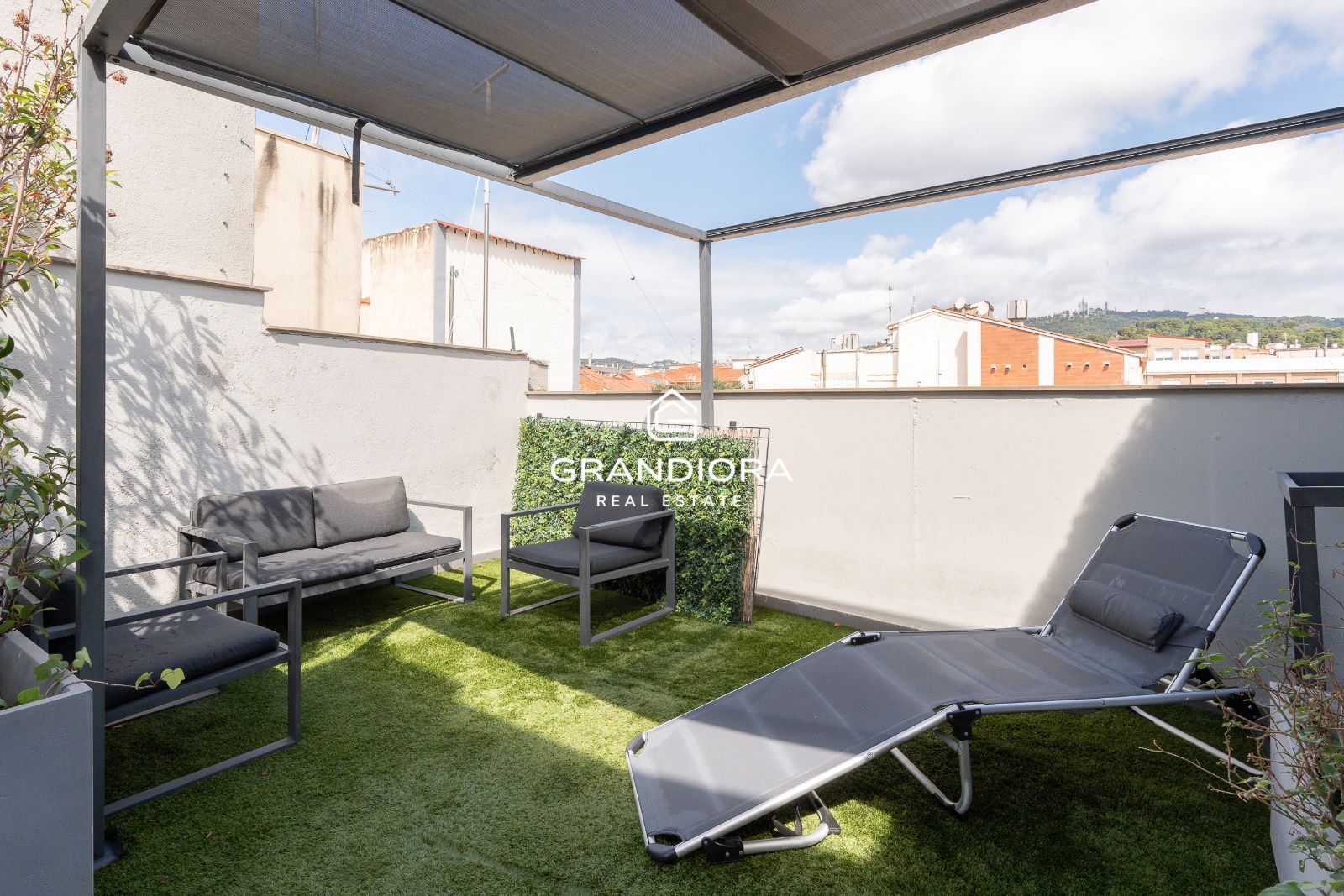 Ático dúplex con piscina privada en Sarrià-Sant Gervasi - Imagen 2