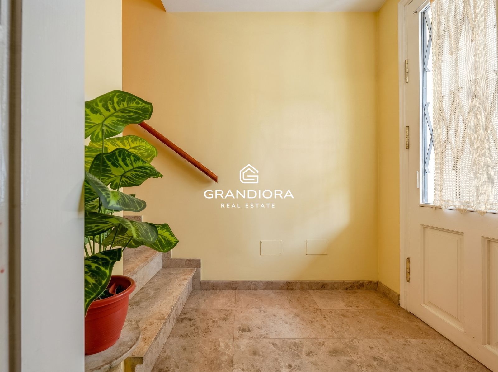 Casa familiar de 4 habitaciones y con amplia terraza en Argentona - Imagen 21