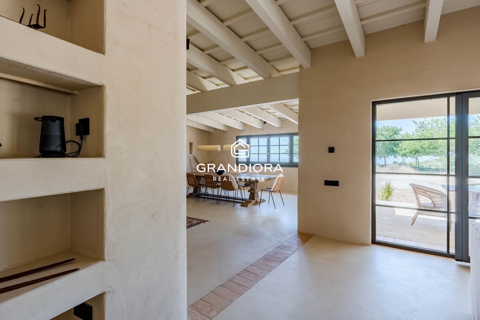 Exclusiva masía catalana en Alella con impresionantes vistas al mar - Imagen 20
