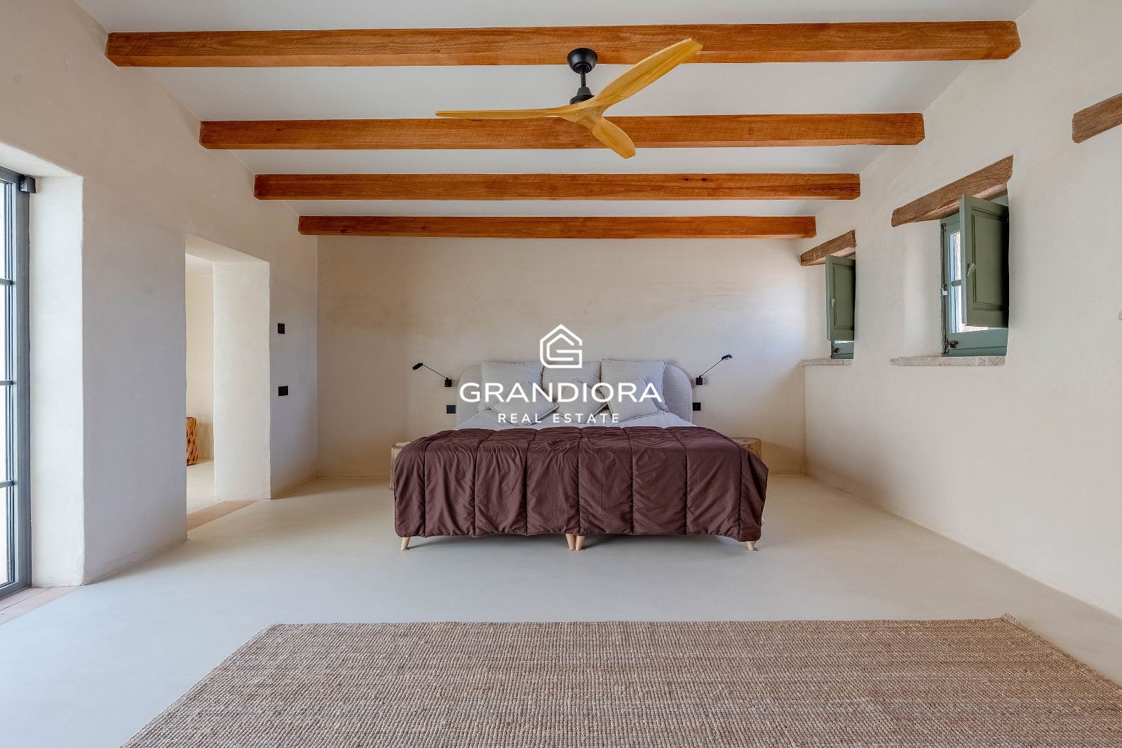 Exclusiva masía catalana en Alella con impresionantes vistas al mar - Imagen 31