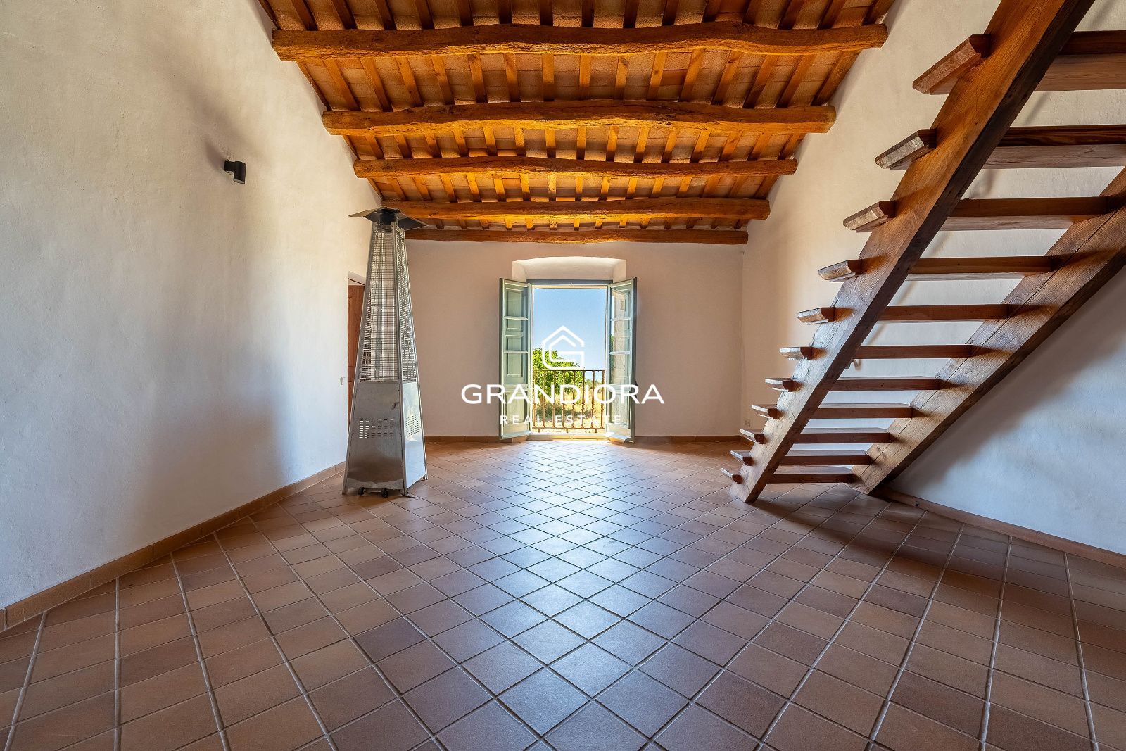 Exclusiva masía catalana en Alella con impresionantes vistas al mar - Imagen 52