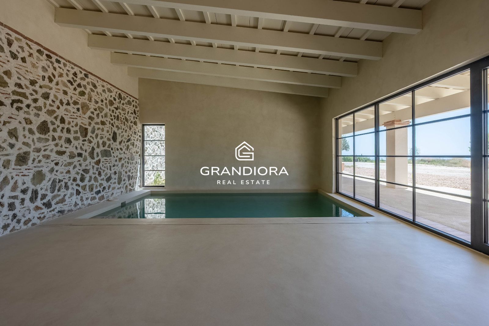 Exclusiva masía catalana en Alella con impresionantes vistas al mar - Imagen 25