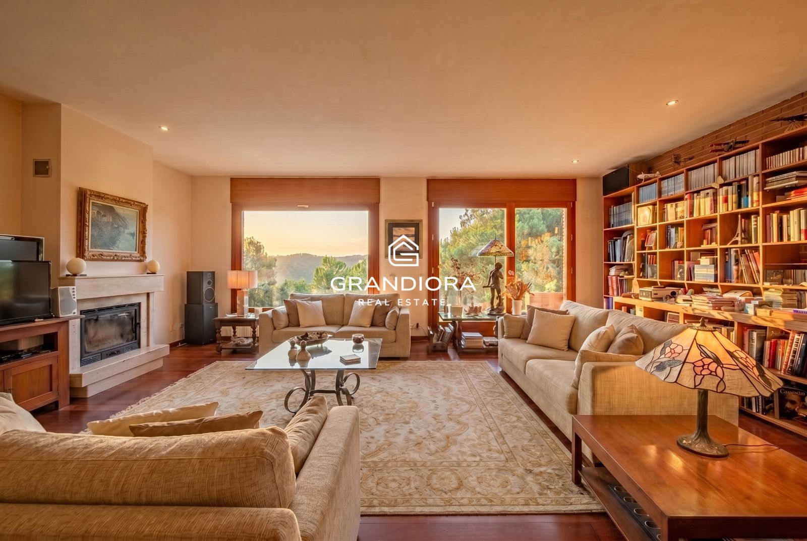 Exclusiva casa con jardín y amplias terrazas en Arenys de Munt - Imagen 7