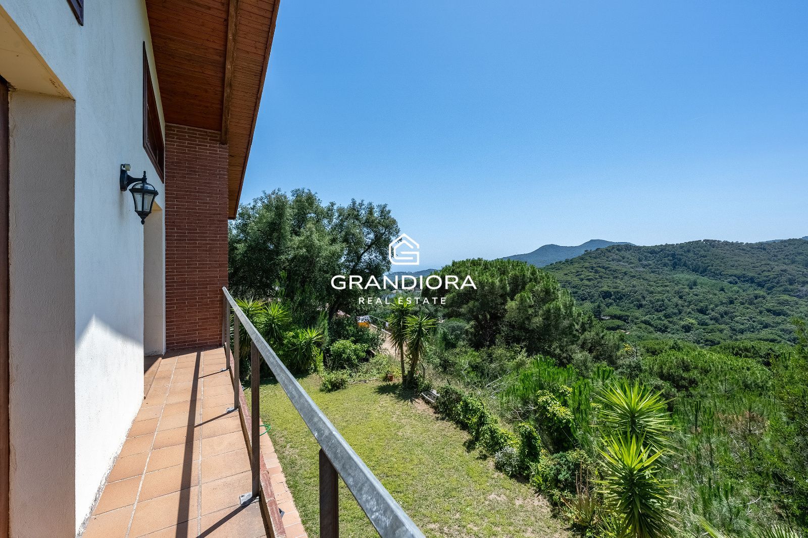 Exclusiva casa con jardín y amplias terrazas en Arenys de Munt - Imagen 22