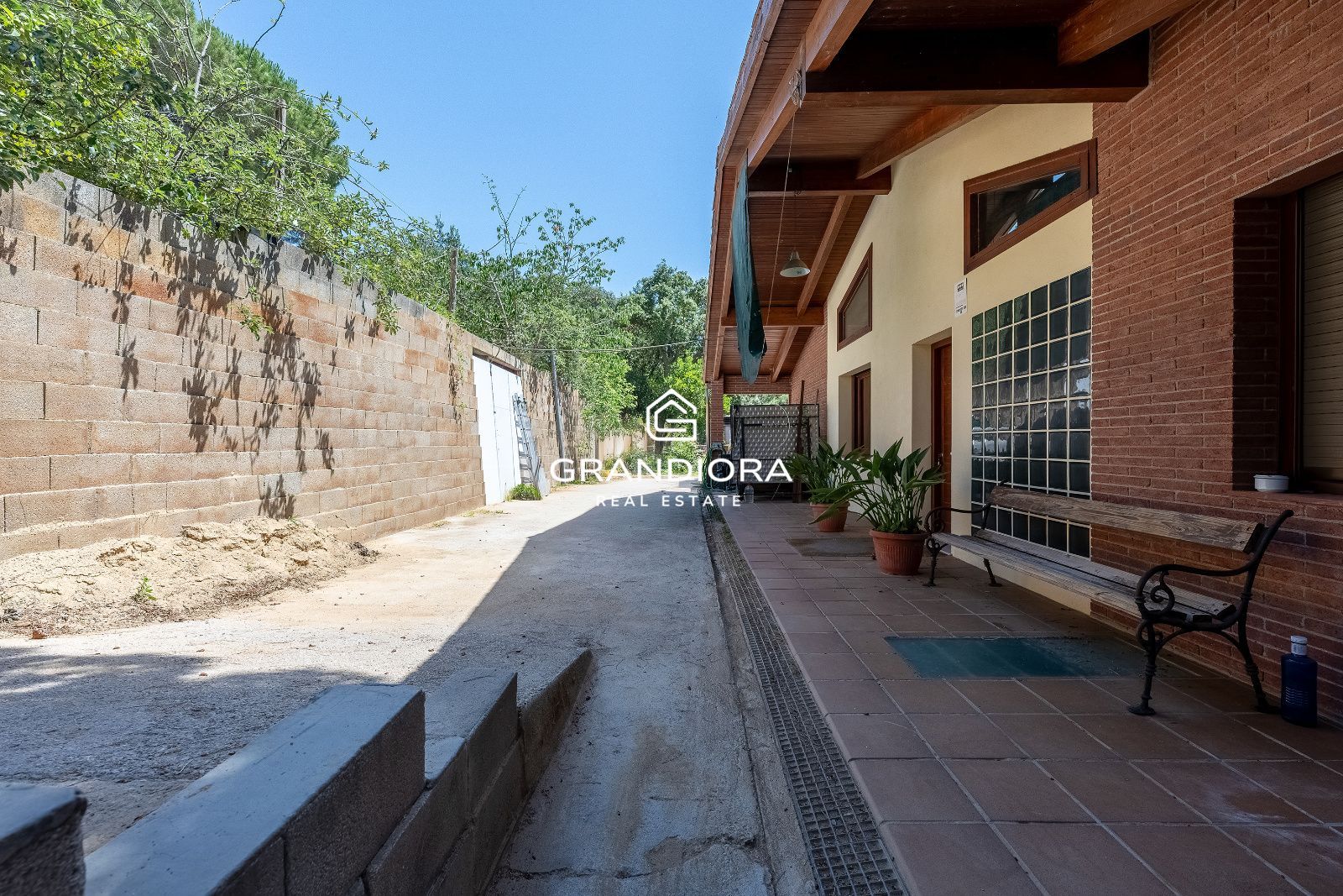 Exclusiva casa con jardín y amplias terrazas en Arenys de Munt - Imagen 30