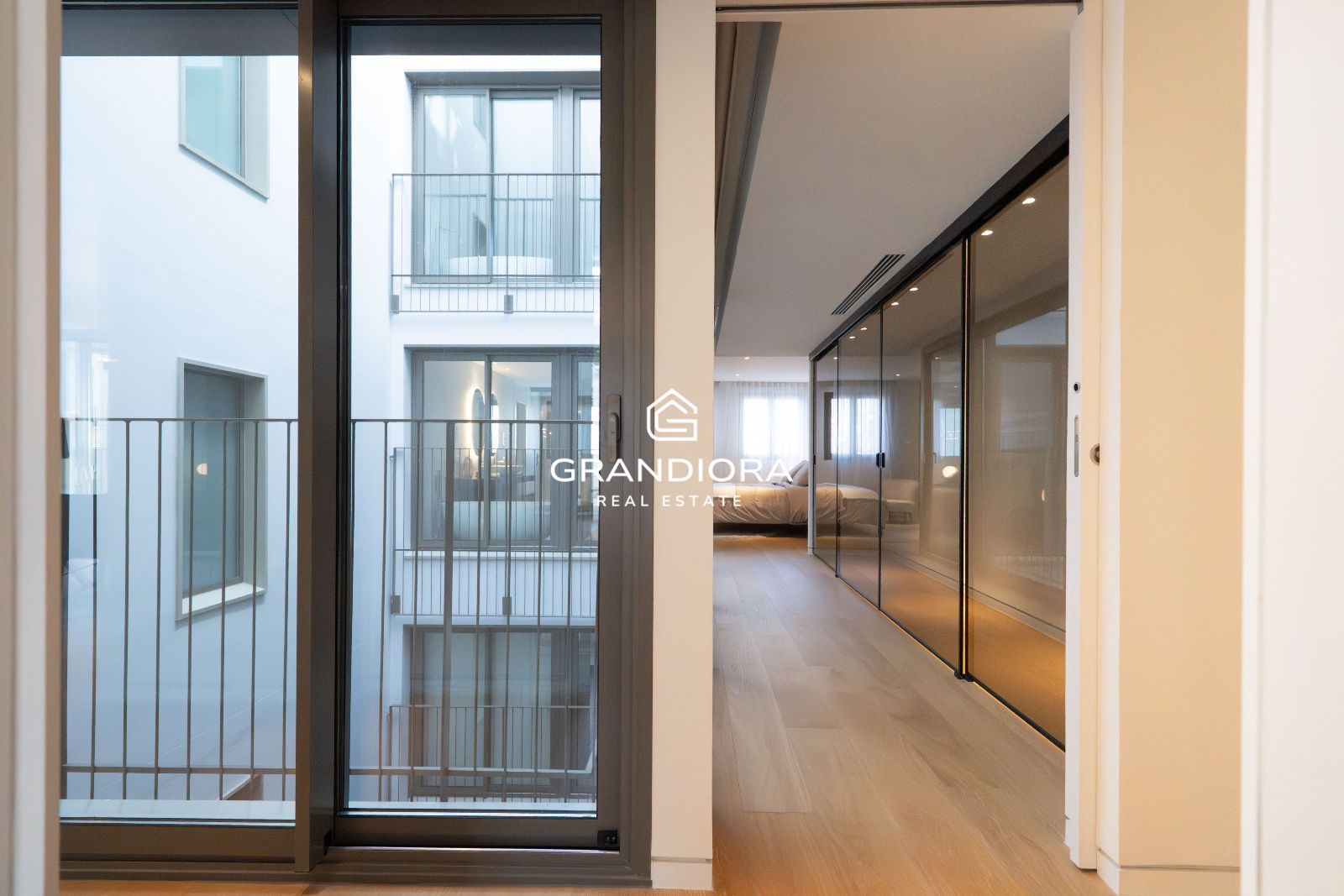 Espectacular Atico con piscina privada de Obra nueva, en situación Prime - Imagen 22