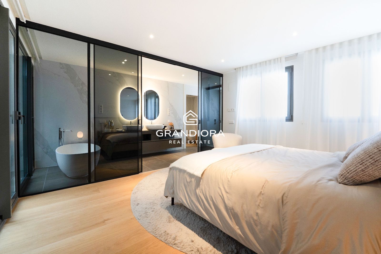 Espectacular Atico con piscina privada de Obra nueva, en situación Prime - Imagen 25