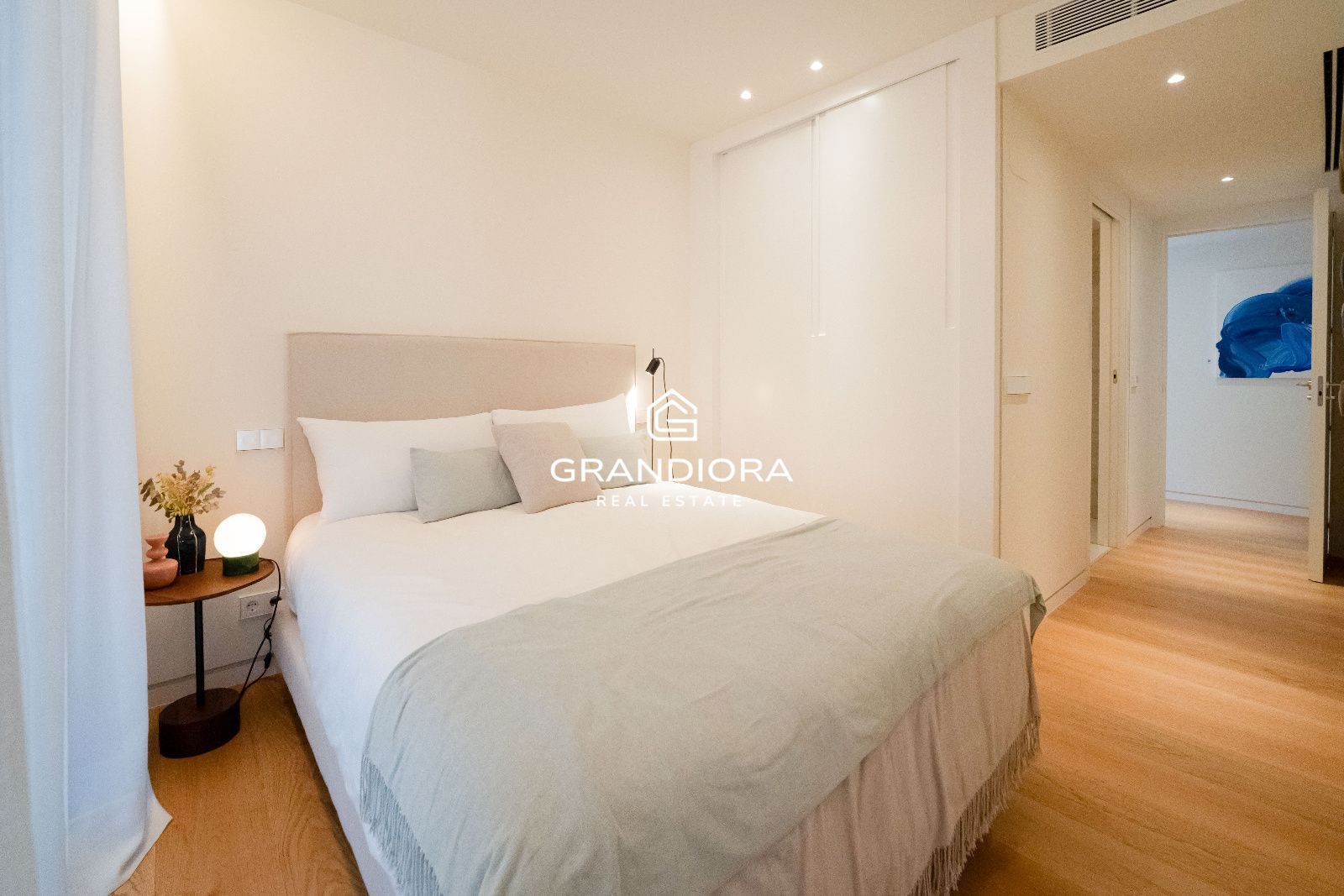 Precioso piso alto de Obra nueva en ubicación Prime - Imagen 17