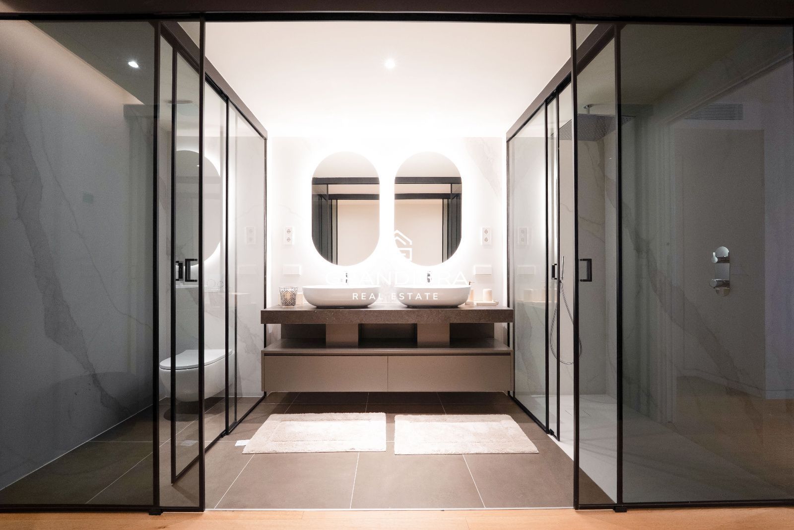 Precioso piso alto de Obra nueva en ubicación Prime - Imagen 11